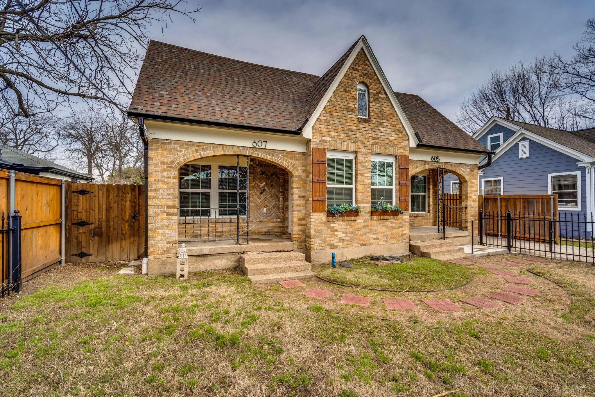 2 bed, 1.5 bath