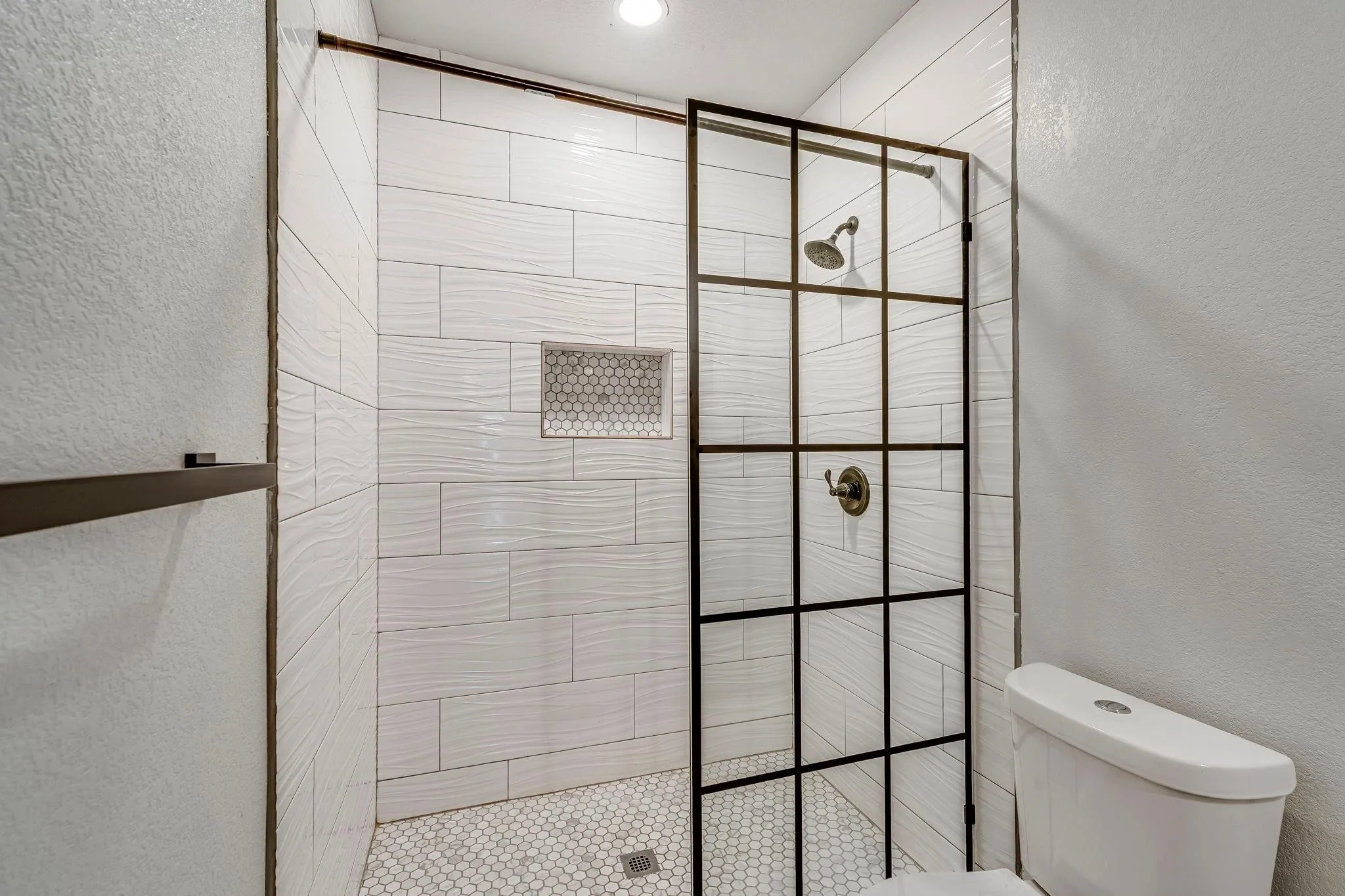 Downstairs full bathroom