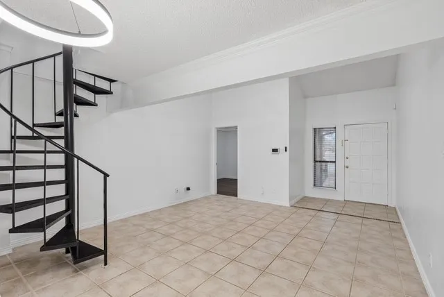 Townhouse For Rent in Dallas County , 213 Hood Street, Cedar Hill, Texas 75104, 2 Bedroom, 2 Bathroom, Garage spaces, 1,200 Sqft, built in 1984, mls#21385324, Real Estate Agent in Cedar Hill, Homes For Rent in Dallas county, Homes For Rent in Cedar Hill, Realtor in Cedar Hill Texas, Real Estate Brokerage Independent Realty Texas, Luminita Cordes Realtor