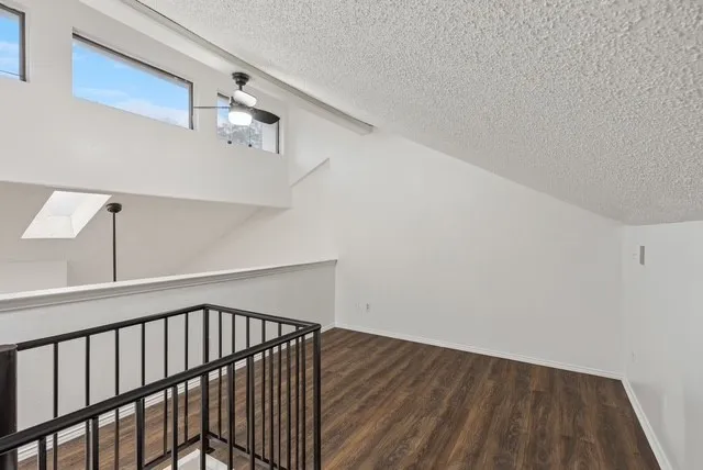 Townhouse For Rent in Dallas County , 213 Hood Street, Cedar Hill, Texas 75104, 2 Bedroom, 2 Bathroom, Garage spaces, 1,200 Sqft, built in 1984, mls#21385324, Real Estate Agent in Cedar Hill, Homes For Rent in Dallas county, Homes For Rent in Cedar Hill, Realtor in Cedar Hill Texas, Real Estate Brokerage Independent Realty Texas, Luminita Cordes Realtor