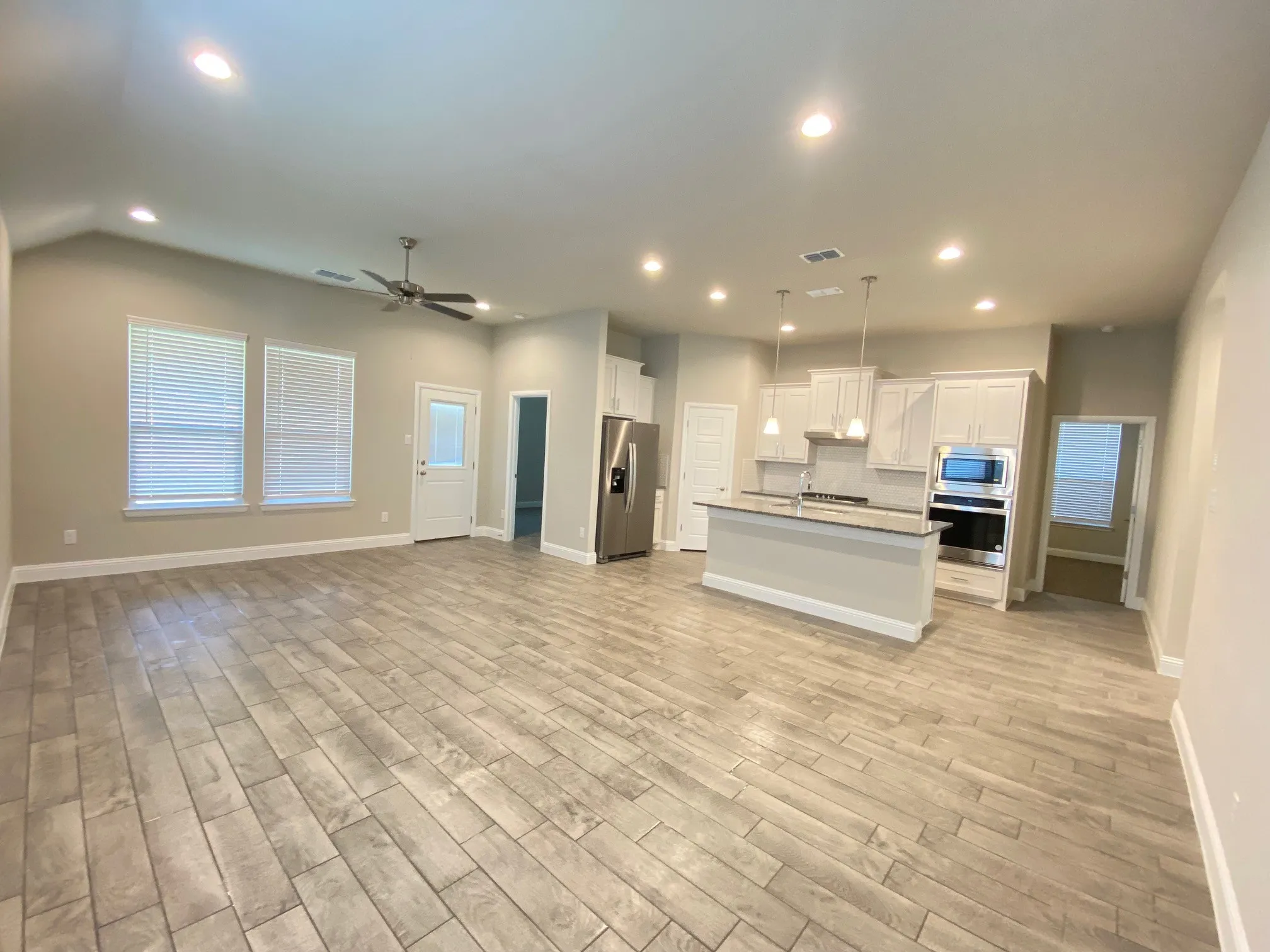 Single Family Residence For Rent in Denton County , 2312 redwing Drive, Denton, Texas 76205, 3 Bedroom, 2 Bathroom, 2 Garage spaces, 1,575 Sqft, built in 2023, mls#21387346, Real Estate Agent in Denton, Homes For Rent in Denton county, Homes For Rent in Denton, Realtor in Denton Texas, Real Estate Brokerage Independent Realty Texas, Luminita Cordes Realtor