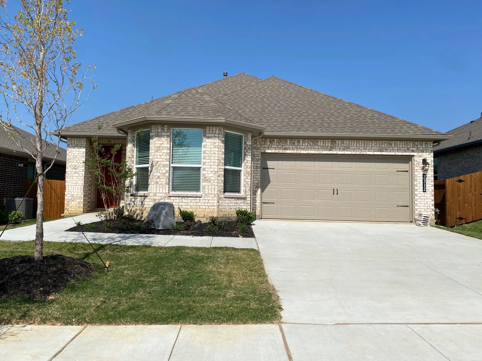 Single Family Residence For Rent in Denton County , 2312 redwing Drive, Denton, Texas 76205, 3 Bedroom, 2 Bathroom, 2 Garage spaces, 1,575 Sqft, built in 2023, mls#21387346, Real Estate Agent in Denton, Homes For Rent in Denton county, Homes For Rent in Denton, Realtor in Denton Texas, Real Estate Brokerage Independent Realty Texas, Luminita Cordes Realtor