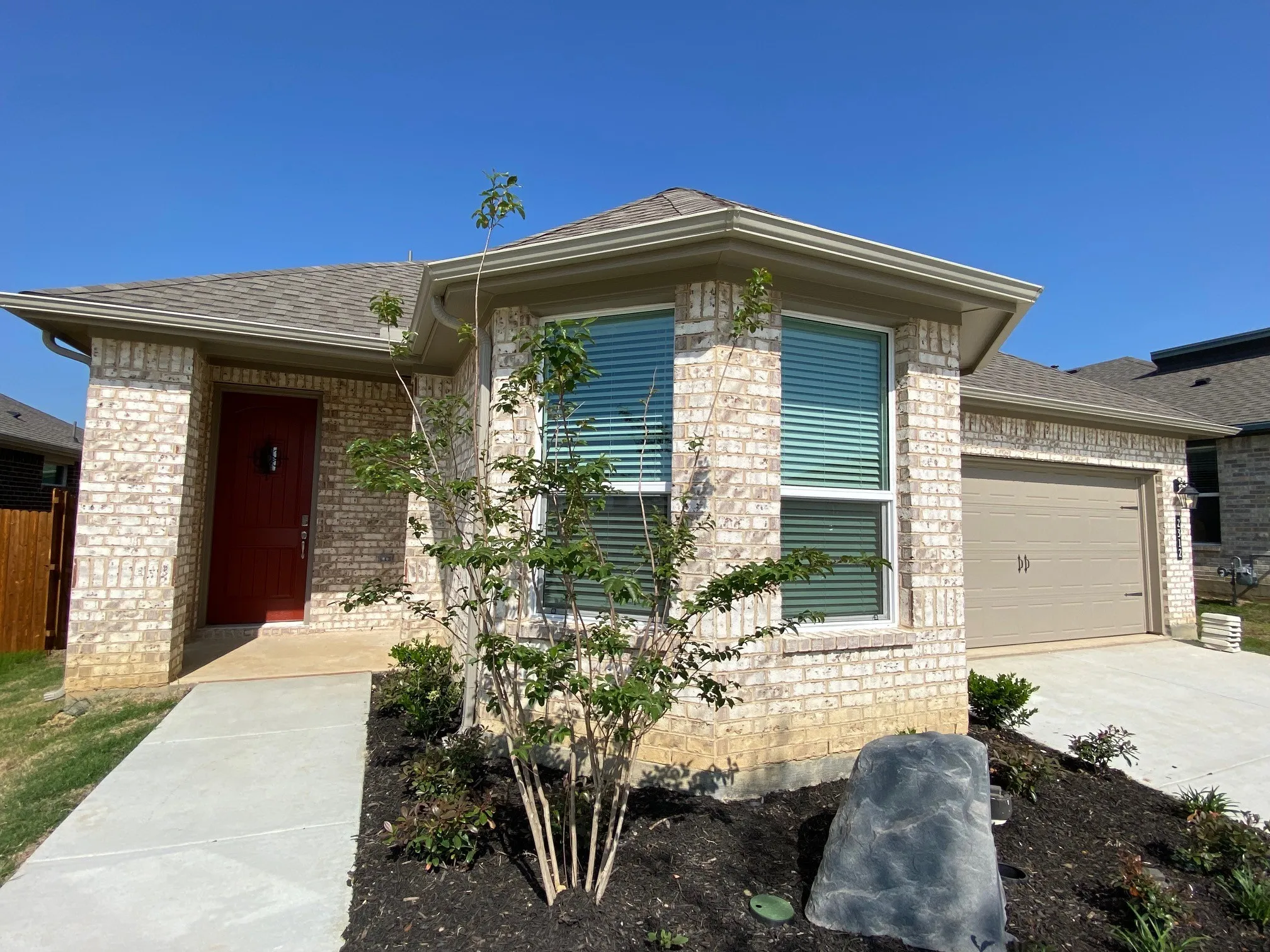 Single Family Residence For Rent in Denton County , 2312 redwing Drive, Denton, Texas 76205, 3 Bedroom, 2 Bathroom, 2 Garage spaces, 1,575 Sqft, built in 2023, mls#21387346, Real Estate Agent in Denton, Homes For Rent in Denton county, Homes For Rent in Denton, Realtor in Denton Texas, Real Estate Brokerage Independent Realty Texas, Luminita Cordes Realtor