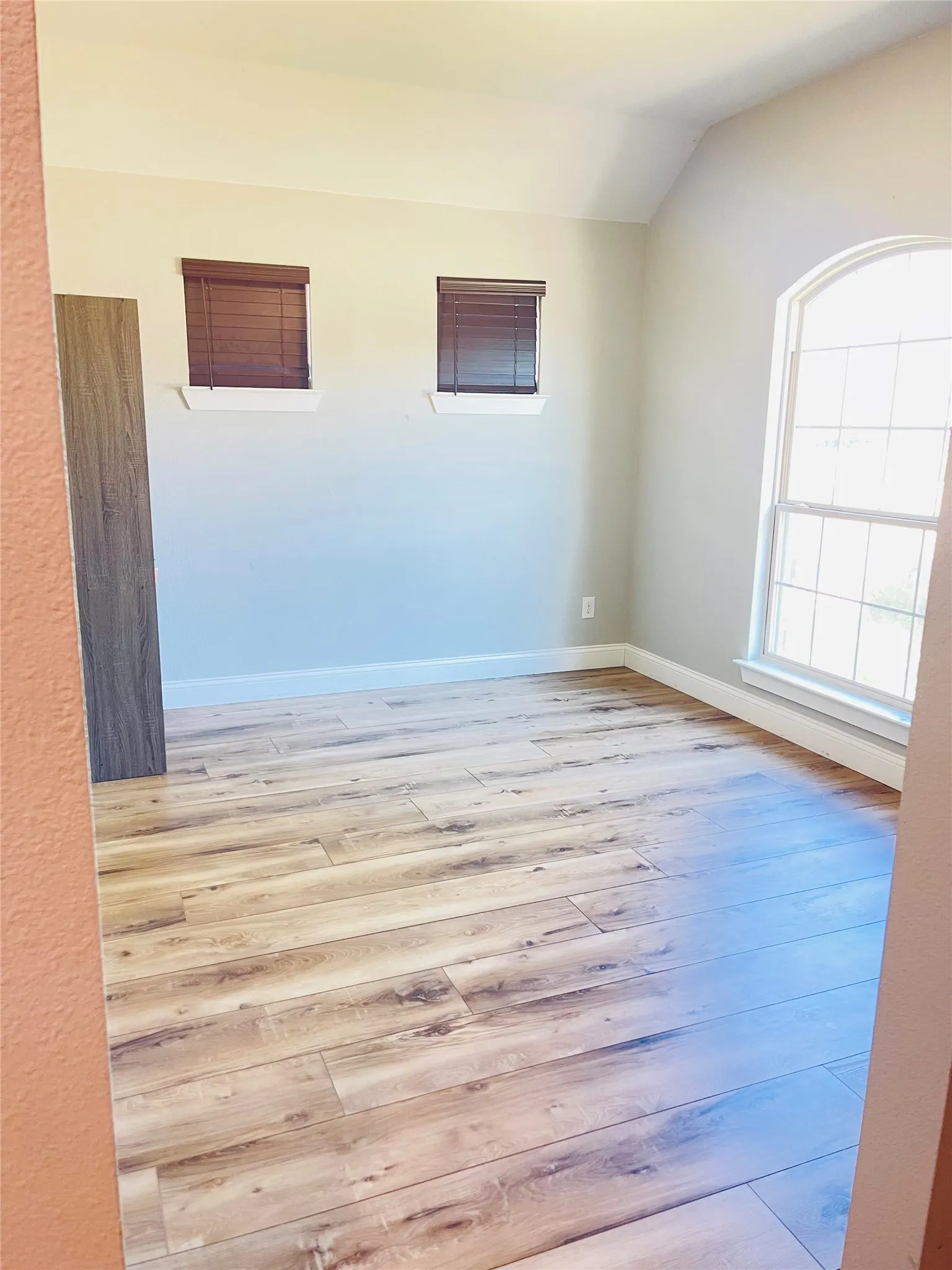 Single Family Residence For Sale in Kaufman County , 4619 Shivers Lane, Forney, Texas 75126, 4 Bedroom, 2 Bathroom, 2 Garage spaces, 2,081 Sqft, built in 2022, mls#21387128, Real Estate Agent in Forney, Homes For Sale in Kaufman county, Homes For Sale in Forney, Realtor in Forney Texas, Real Estate Brokerage Independent Realty Texas, Luminita Cordes Realtor