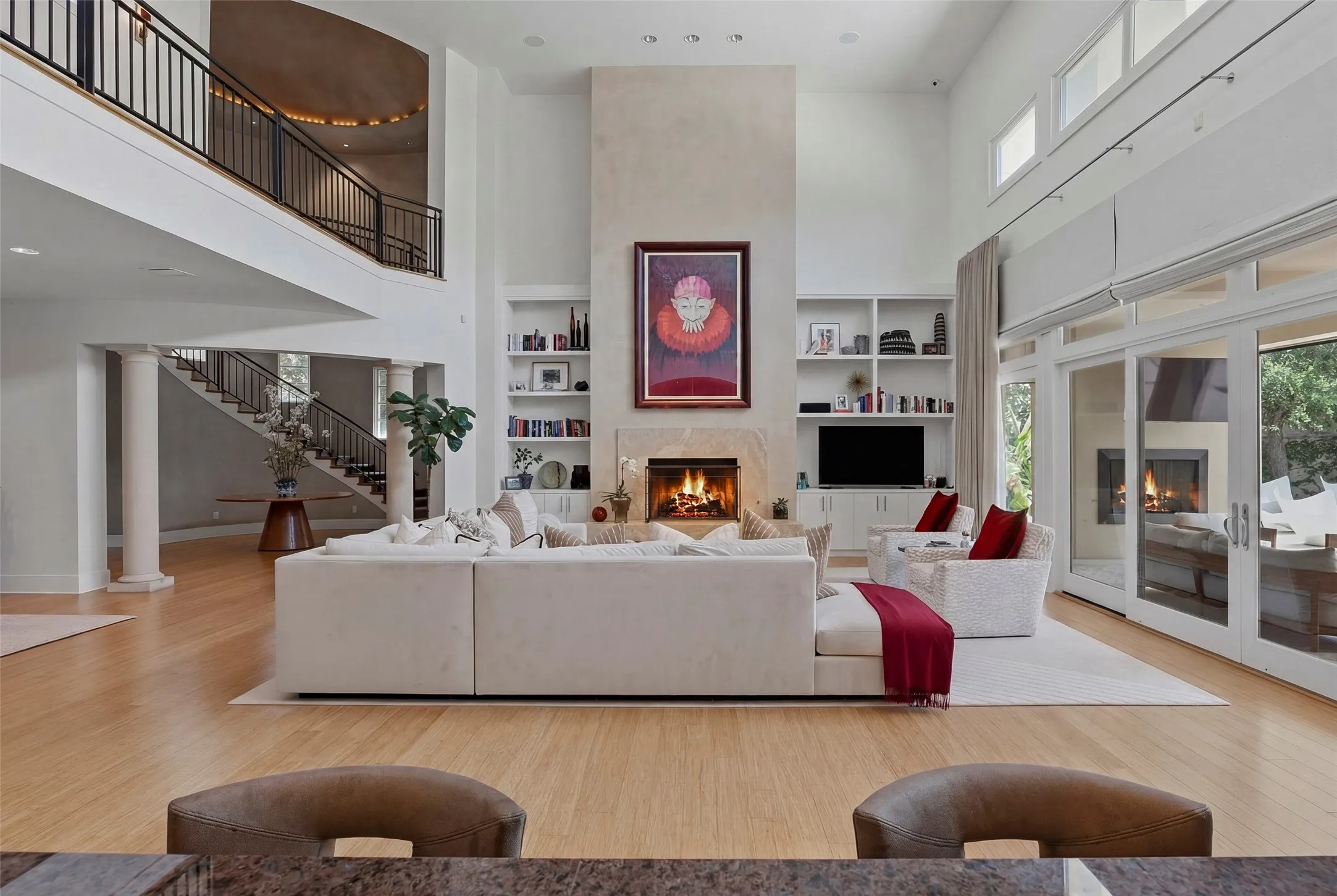 Single Family Residence For Sale in Tarrant County , 220 La Jolla Cove, Westworth Village, Texas 76114, 5 Bedroom, 7 Bathroom, 3 Garage spaces, 7,337 Sqft, built in 2007, mls#21387002, Real Estate Agent in Westworth Village, Homes For Sale in Tarrant county, Homes For Sale in Westworth Village, Realtor in Westworth Village Texas, Real Estate Brokerage Independent Realty Texas, Luminita Cordes Realtor