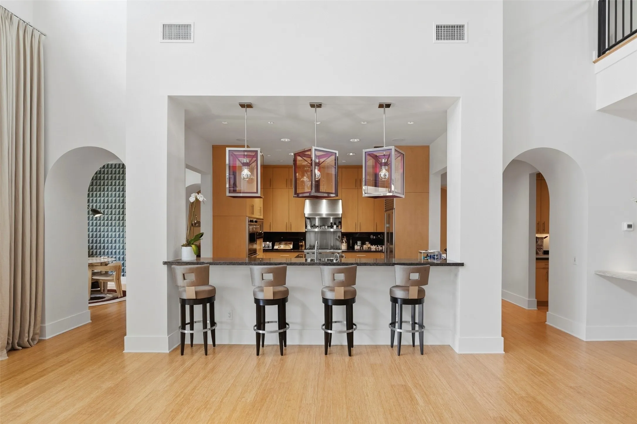 Single Family Residence For Sale in Tarrant County , 220 La Jolla Cove, Westworth Village, Texas 76114, 5 Bedroom, 7 Bathroom, 3 Garage spaces, 7,337 Sqft, built in 2007, mls#21387002, Real Estate Agent in Westworth Village, Homes For Sale in Tarrant county, Homes For Sale in Westworth Village, Realtor in Westworth Village Texas, Real Estate Brokerage Independent Realty Texas, Luminita Cordes Realtor