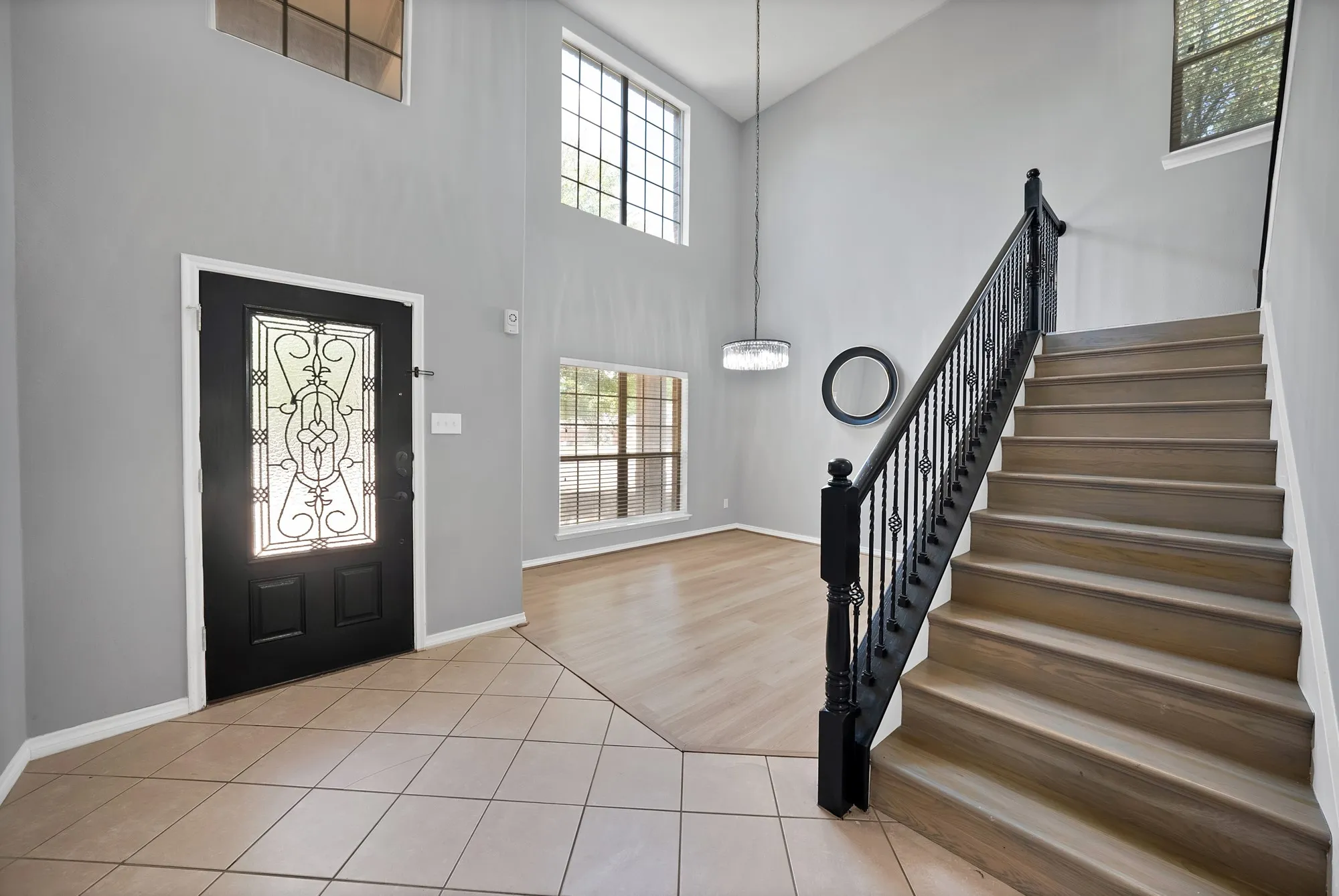 Single Family Residence For Sale in Collin County , 3822 Spring Run Lane, Melissa, Texas 75454, 5 Bedroom, 4 Bathroom, 2 Garage spaces, 2,800 Sqft, built in 2008, mls#21387057, Real Estate Agent in Melissa, Homes For Sale in Collin county, Homes For Sale in Melissa, Realtor in Melissa Texas, Real Estate Brokerage Independent Realty Texas, Luminita Cordes Realtor