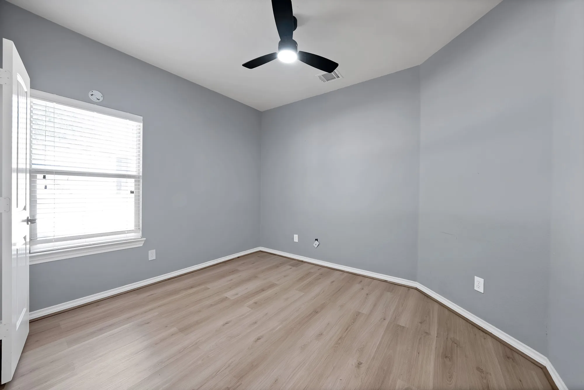 1st floor Bedroom 2