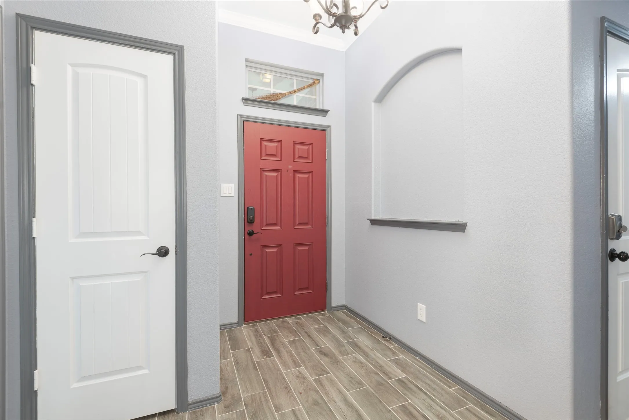 Single Family Residence For Sale in Denton County , 8309 Black Hills Trail, Aubrey, Texas 76227, 3 Bedroom, 2 Bathroom, 2 Garage spaces, 1,686 Sqft, built in 2015, mls#21385618, Real Estate Agent in Aubrey, Homes For Sale in Denton county, Homes For Sale in Aubrey, Realtor in Aubrey Texas, Real Estate Brokerage Independent Realty Texas, Luminita Cordes Realtor