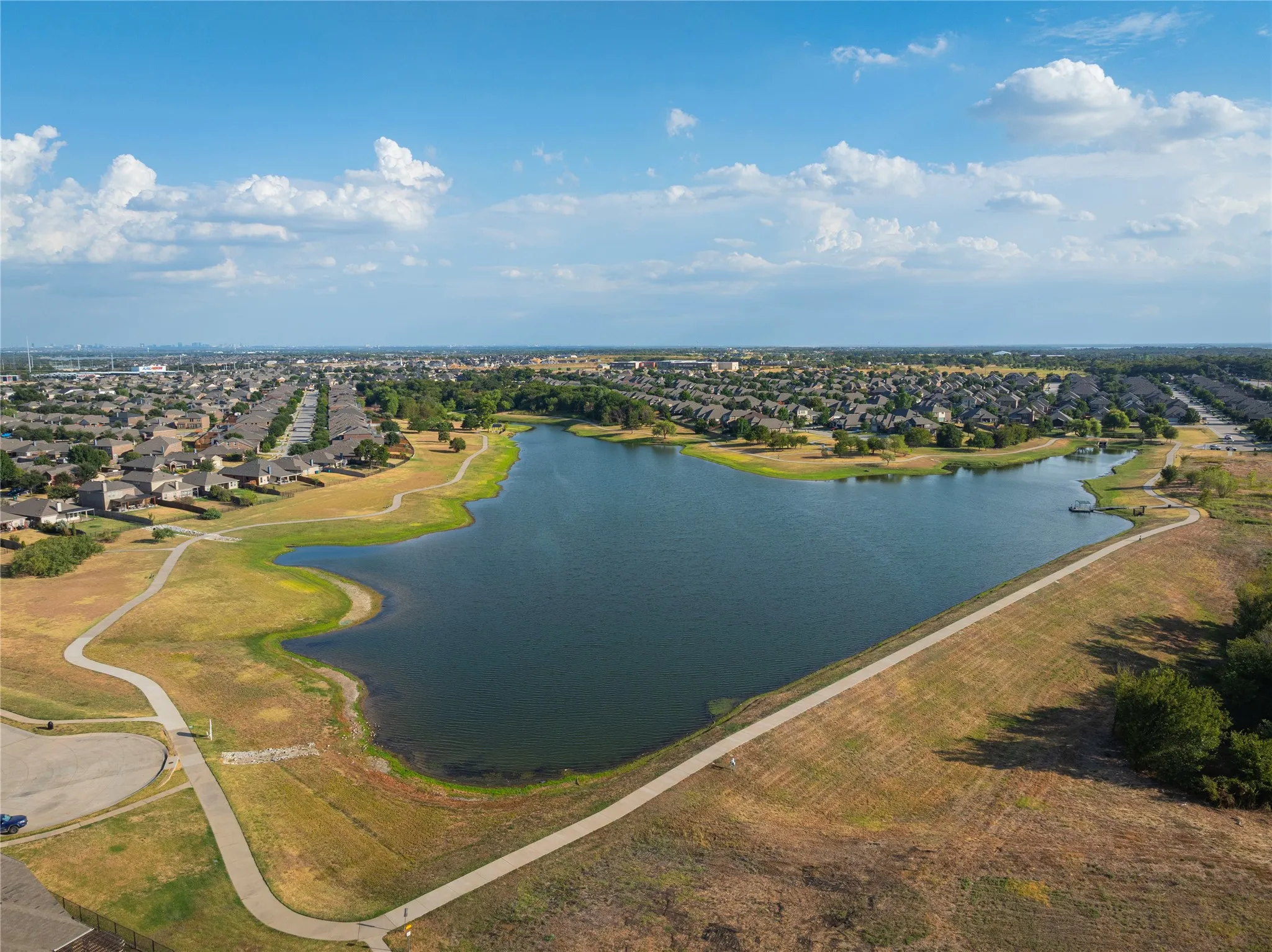 Single Family Residence For Sale in Denton County , 8309 Black Hills Trail, Aubrey, Texas 76227, 3 Bedroom, 2 Bathroom, 2 Garage spaces, 1,686 Sqft, built in 2015, mls#21385618, Real Estate Agent in Aubrey, Homes For Sale in Denton county, Homes For Sale in Aubrey, Realtor in Aubrey Texas, Real Estate Brokerage Independent Realty Texas, Luminita Cordes Realtor
