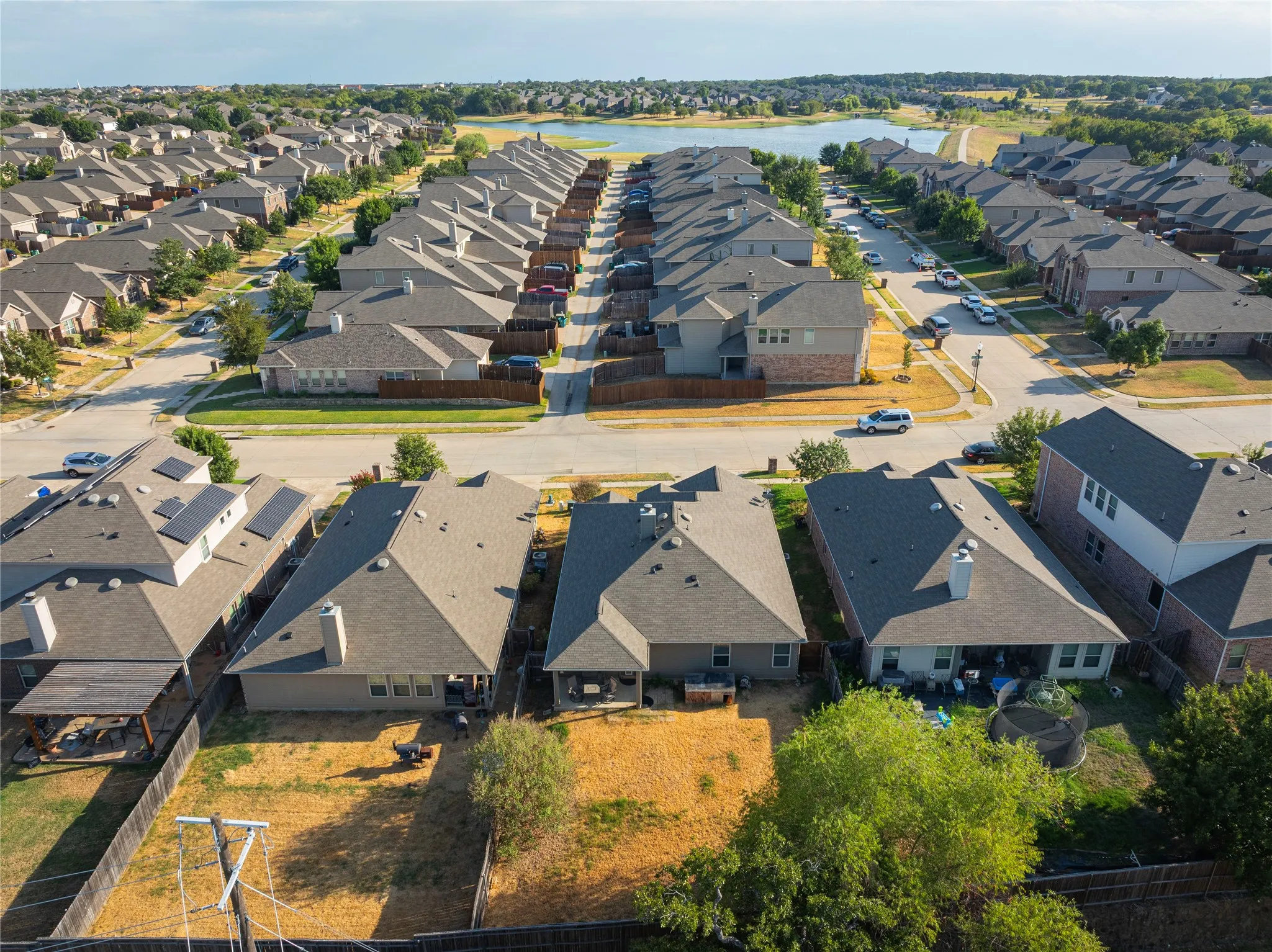 Single Family Residence For Sale in Denton County , 8309 Black Hills Trail, Aubrey, Texas 76227, 3 Bedroom, 2 Bathroom, 2 Garage spaces, 1,686 Sqft, built in 2015, mls#21385618, Real Estate Agent in Aubrey, Homes For Sale in Denton county, Homes For Sale in Aubrey, Realtor in Aubrey Texas, Real Estate Brokerage Independent Realty Texas, Luminita Cordes Realtor