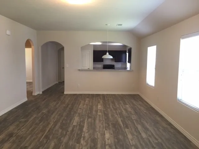Single Family Residence For Rent in Tarrant County , 4004 Bonita Springs Drive, Fort Worth, Texas 76123, 3 Bedroom, 2 Bathroom, 2 Garage spaces, 1,407 Sqft, built in 2015, mls#21387361, Real Estate Agent in Fort Worth, Homes For Rent in Tarrant county, Homes For Rent in Fort Worth, Realtor in Fort Worth Texas, Real Estate Brokerage Independent Realty Texas, Luminita Cordes Realtor