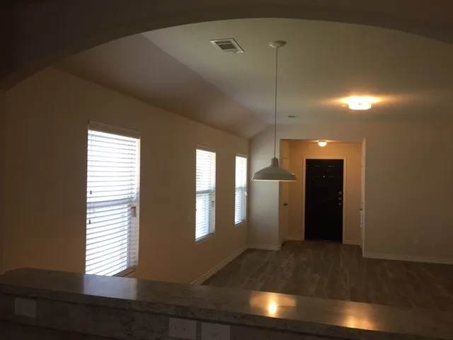 Single Family Residence For Rent in Tarrant County , 4004 Bonita Springs Drive, Fort Worth, Texas 76123, 3 Bedroom, 2 Bathroom, 2 Garage spaces, 1,407 Sqft, built in 2015, mls#21387361, Real Estate Agent in Fort Worth, Homes For Rent in Tarrant county, Homes For Rent in Fort Worth, Realtor in Fort Worth Texas, Real Estate Brokerage Independent Realty Texas, Luminita Cordes Realtor