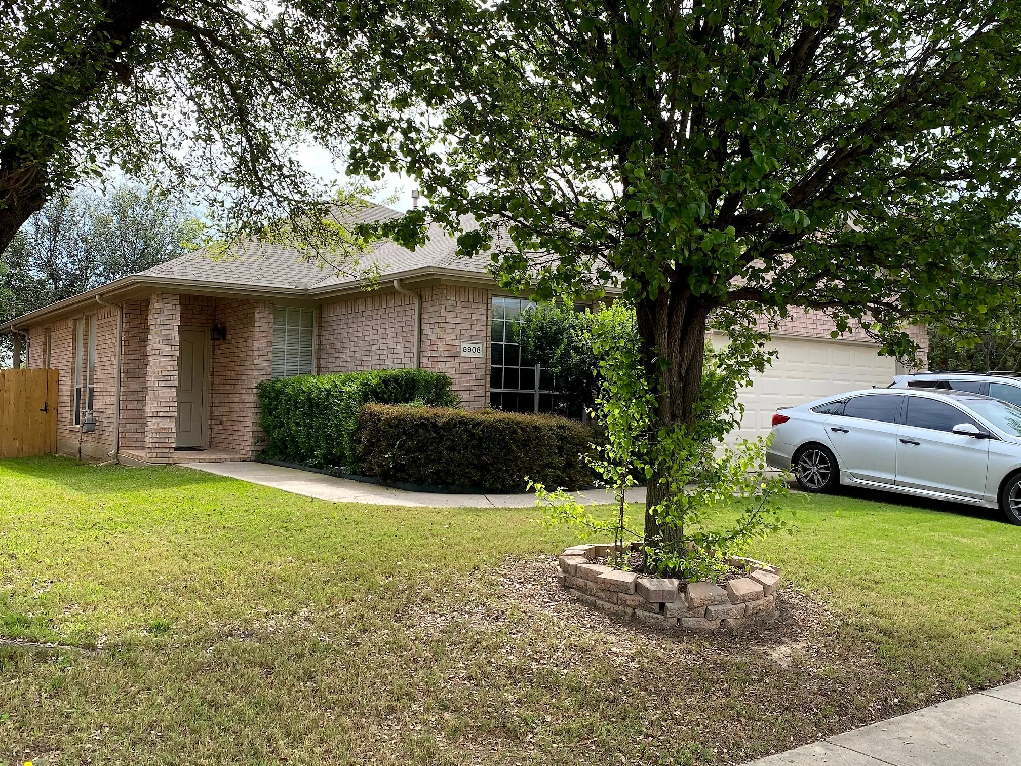 MAKE THIS YOUR HOME TODAY!