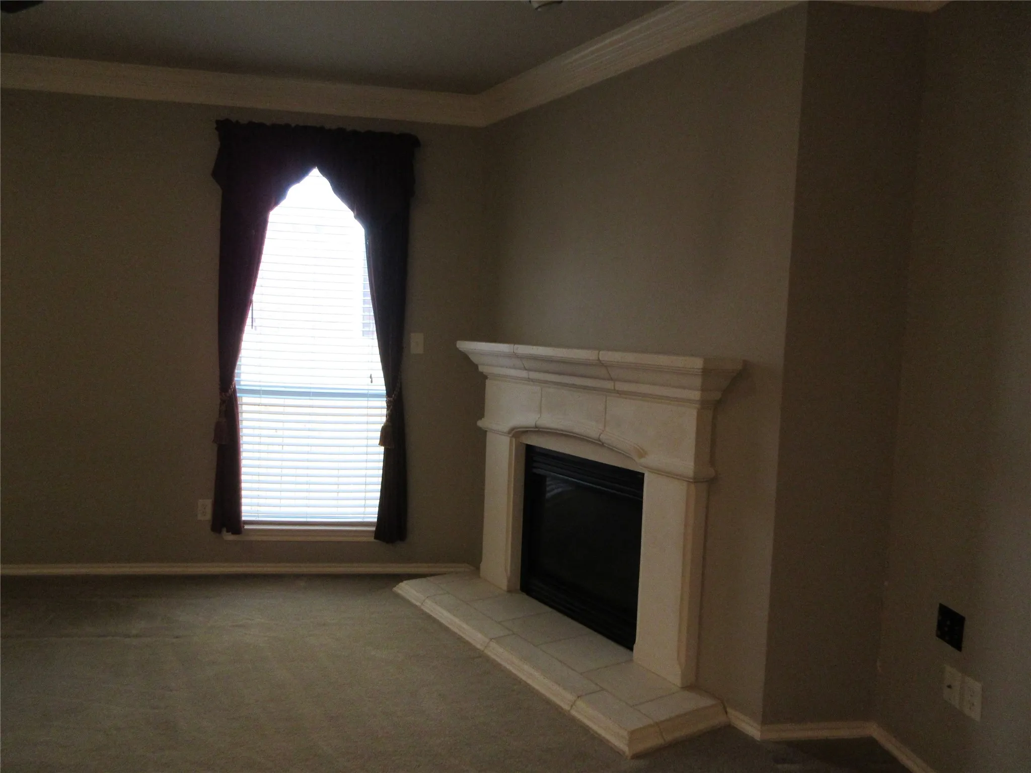 SPEND A COZY NIGHT IN FRONT IF THE FIREPLACE