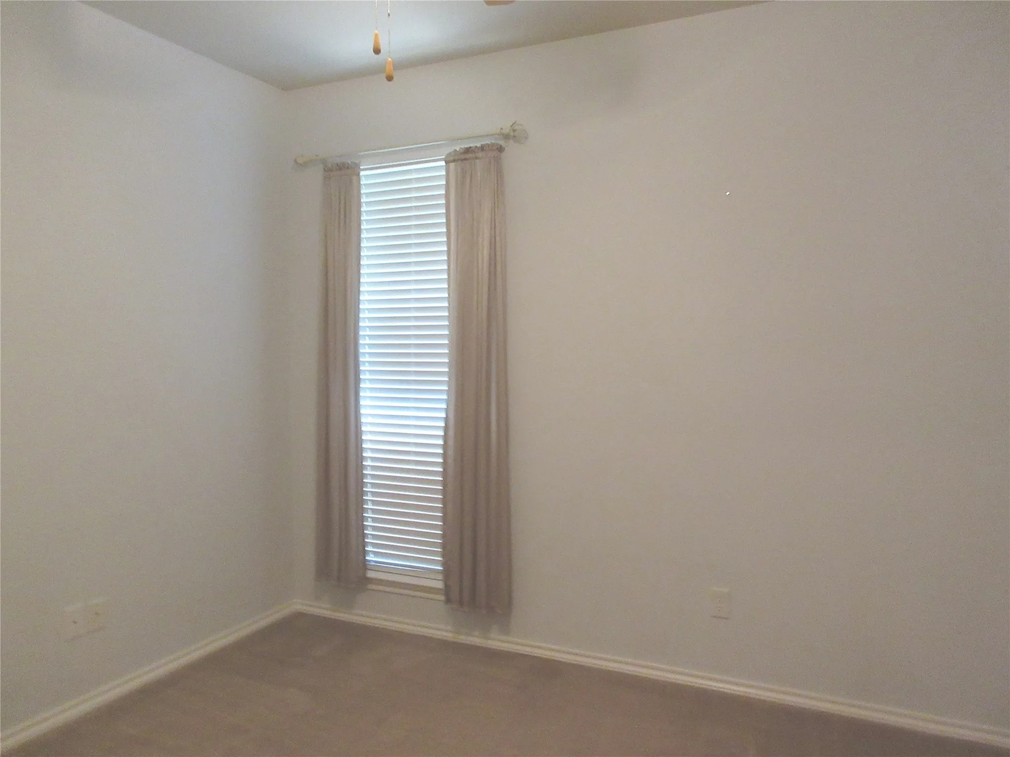 3RD BEDROOM IS ALSO SPLIT FROM MASTER BEDROOM