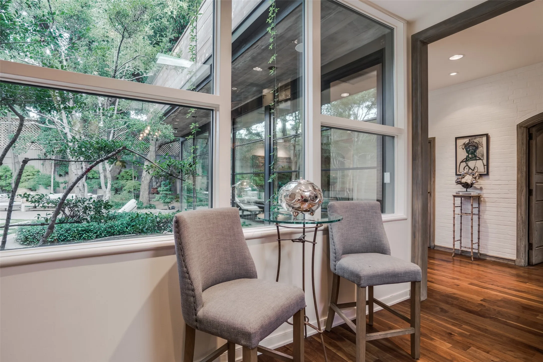 Single Family Residence For Rent in Dallas County , 3610 Congress Avenue, Dallas, Texas 75219, 4 Bedroom, 4 Bathroom, 2 Garage spaces, 3,158 Sqft, built in 1923, mls#21386604, Real Estate Agent in Dallas, Homes For Rent in Dallas county, Homes For Rent in Dallas, Realtor in Dallas Texas, Real Estate Brokerage Independent Realty Texas, Luminita Cordes Realtor