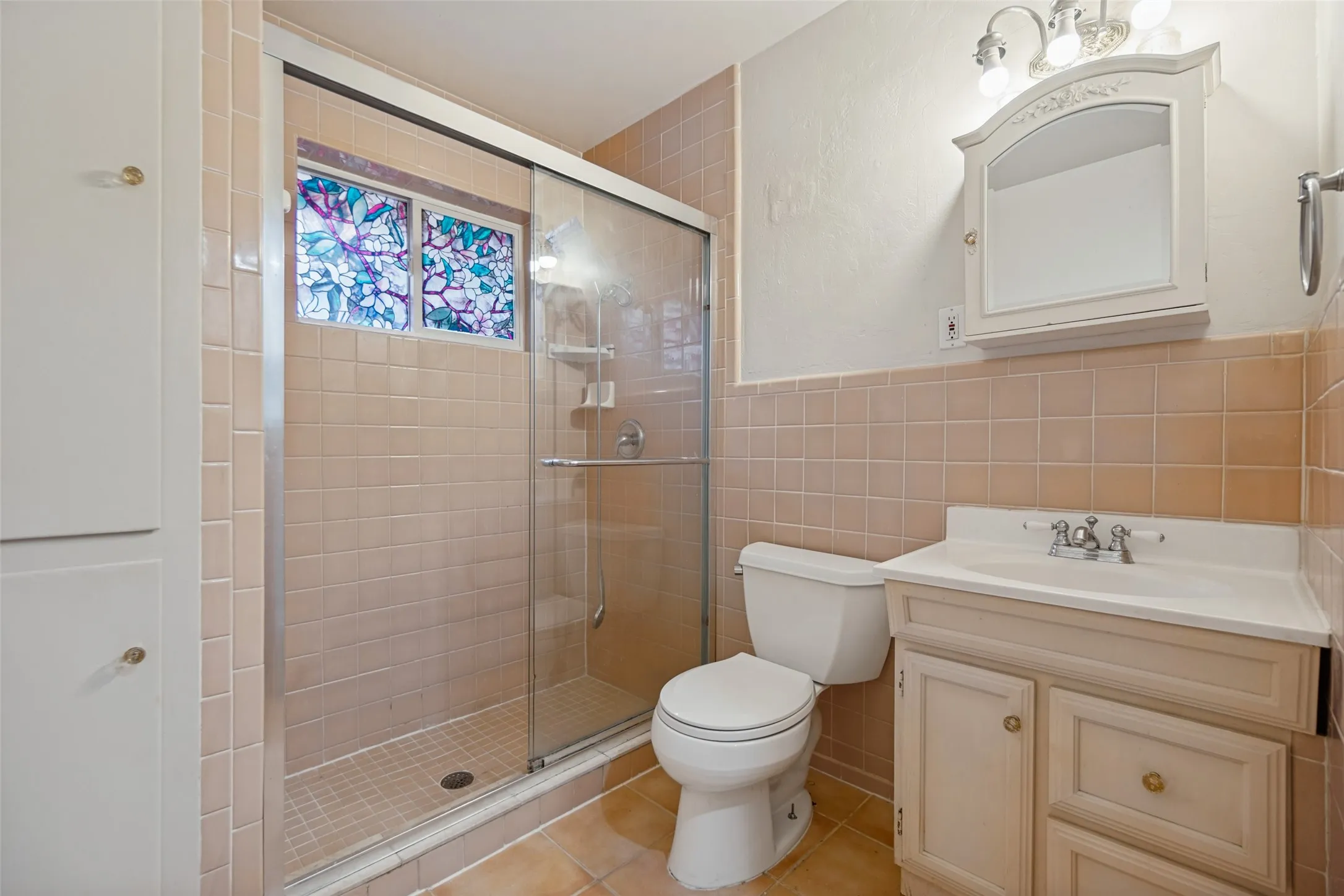 Single Family Residence For Rent in Dallas County , 3539 Merrell Road, Dallas, Texas 75229, 4 Bedroom, 2 Bathroom, 2 Garage spaces, 2,096 Sqft, built in 1956, mls#21387376, Real Estate Agent in Dallas, Homes For Rent in Dallas county, Homes For Rent in Dallas, Realtor in Dallas Texas, Real Estate Brokerage Independent Realty Texas, Luminita Cordes Realtor
