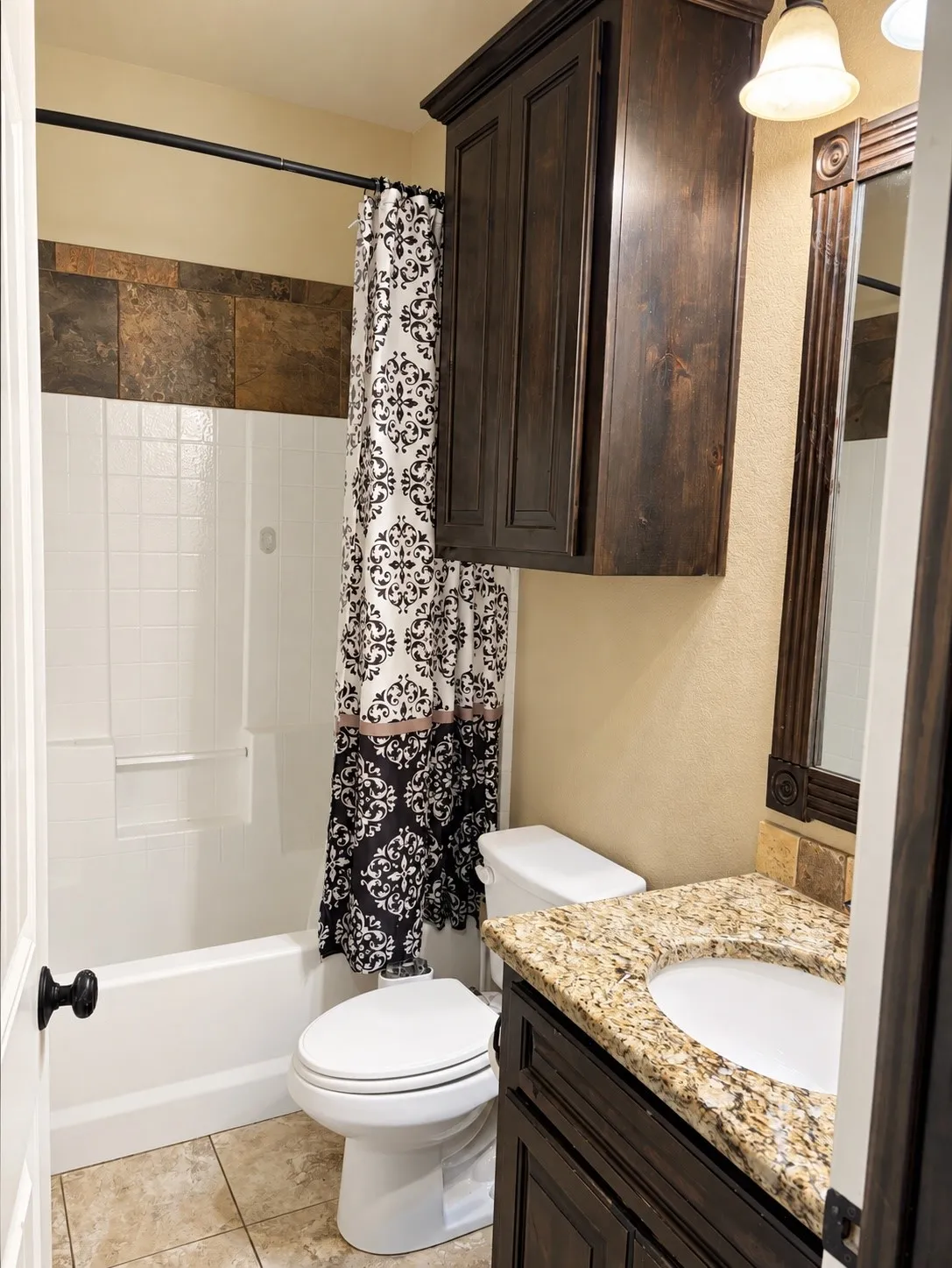 Single Family Residence For Rent in Taylor County , 5141 Many Waters Drive, Abilene, Texas 79602, 4 Bedroom, 2 Bathroom, 2 Garage spaces, 1,746 Sqft, built in 2014, mls#21387378, Real Estate Agent in Abilene, Homes For Rent in Taylor county, Homes For Rent in Abilene, Realtor in Abilene Texas, Real Estate Brokerage Independent Realty Texas, Luminita Cordes Realtor