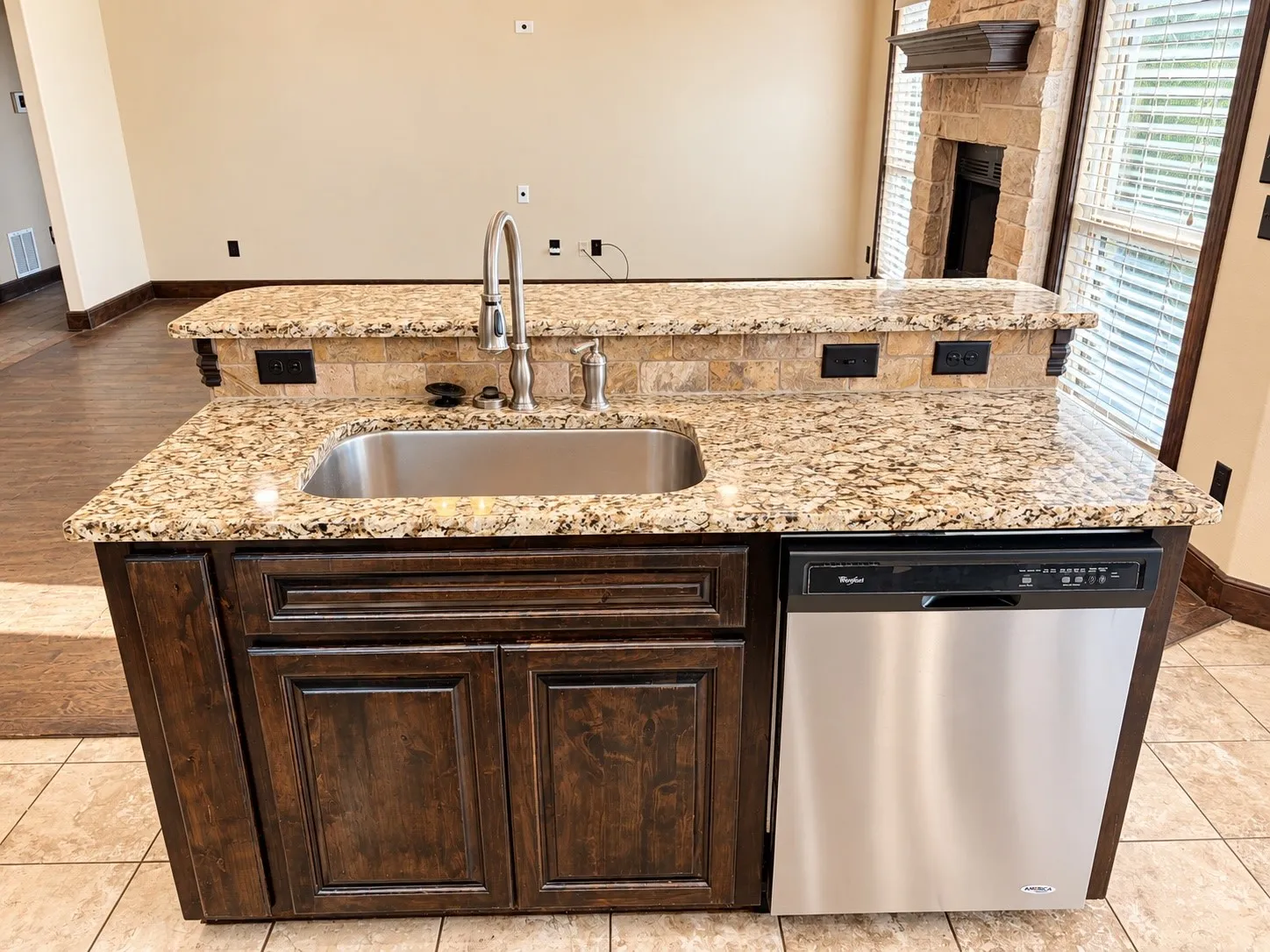 Single Family Residence For Rent in Taylor County , 5141 Many Waters Drive, Abilene, Texas 79602, 4 Bedroom, 2 Bathroom, 2 Garage spaces, 1,746 Sqft, built in 2014, mls#21387378, Real Estate Agent in Abilene, Homes For Rent in Taylor county, Homes For Rent in Abilene, Realtor in Abilene Texas, Real Estate Brokerage Independent Realty Texas, Luminita Cordes Realtor