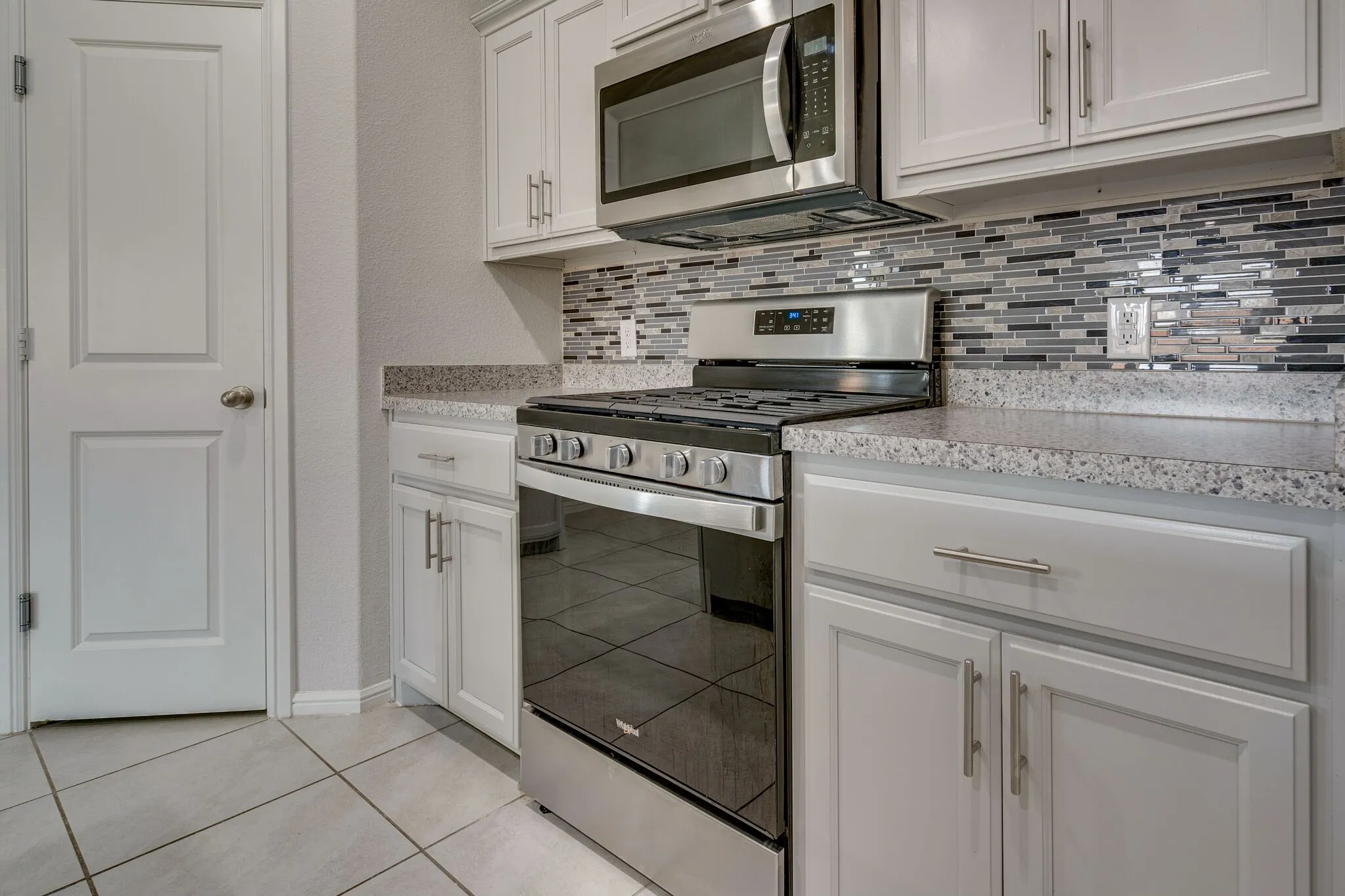 Single Family Residence For Rent in Denton County , 16424 Milwaukee Street, Justin, Texas 76247, 4 Bedroom, 2 Bathroom, 2 Garage spaces, 1,661 Sqft, built in 2021, mls#21387382, Real Estate Agent in Justin, Homes For Rent in Denton county, Homes For Rent in Justin, Realtor in Justin Texas, Real Estate Brokerage Independent Realty Texas, Luminita Cordes Realtor