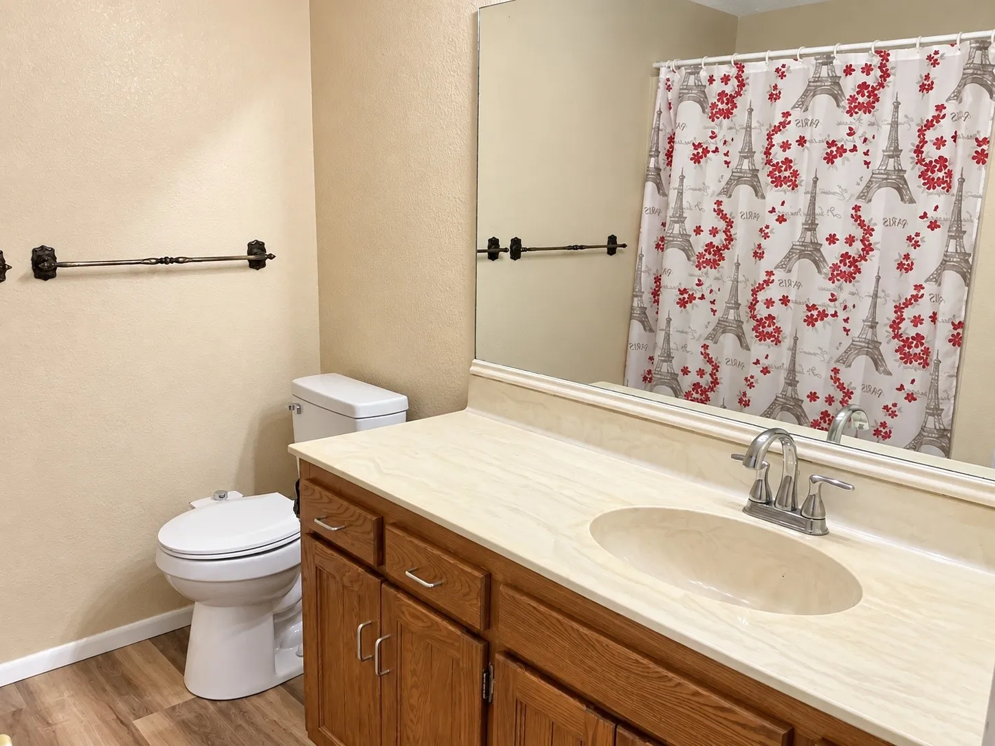 Single Family Residence For Sale in Grayson County , 141 S Meadowbrook Drive, Pottsboro, Texas 75076, 3 Bedroom, 2 Bathroom, 6 Garage spaces, 1,580 Sqft, built in 1984, mls#21381021, Real Estate Agent in Pottsboro, Homes For Sale in Grayson county, Homes For Sale in Pottsboro, Realtor in Pottsboro Texas, Real Estate Brokerage Independent Realty Texas, Luminita Cordes Realtor