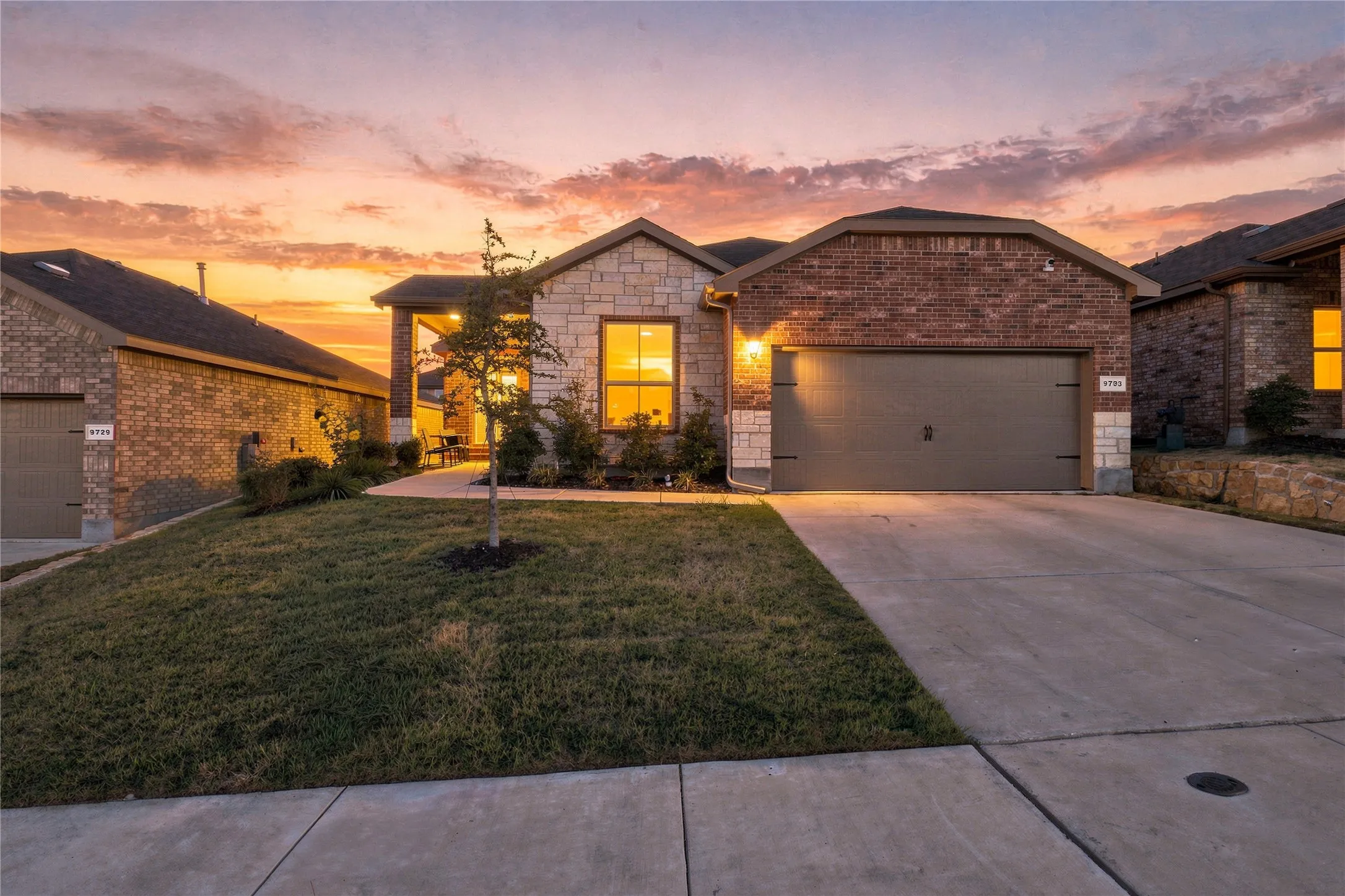 Single Family Residence For Sale in Tarrant County , 9733 New Bern Drive, Fort Worth, Texas 76108, 4 Bedroom, 2 Bathroom, 2 Garage spaces, 1,820 Sqft, built in 2023, mls#21386856, Real Estate Agent in Fort Worth, Homes For Sale in Tarrant county, Homes For Sale in Fort Worth, Realtor in Fort Worth Texas, Real Estate Brokerage Independent Realty Texas, Luminita Cordes Realtor