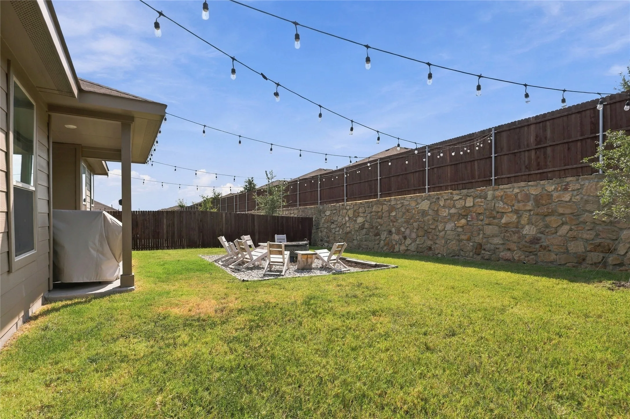 Single Family Residence For Sale in Tarrant County , 9733 New Bern Drive, Fort Worth, Texas 76108, 4 Bedroom, 2 Bathroom, 2 Garage spaces, 1,820 Sqft, built in 2023, mls#21386856, Real Estate Agent in Fort Worth, Homes For Sale in Tarrant county, Homes For Sale in Fort Worth, Realtor in Fort Worth Texas, Real Estate Brokerage Independent Realty Texas, Luminita Cordes Realtor