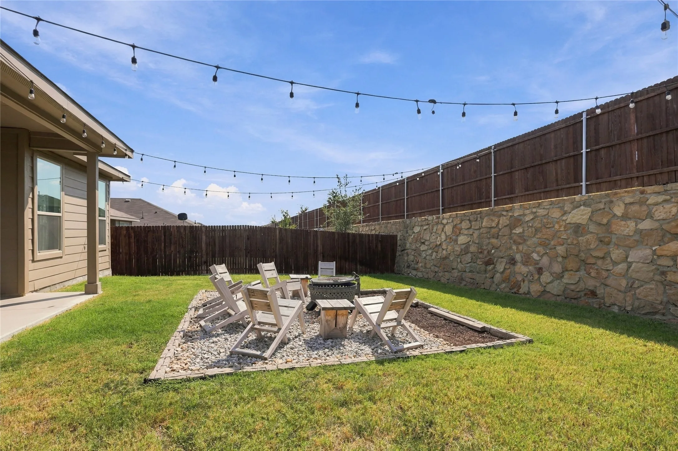 Single Family Residence For Sale in Tarrant County , 9733 New Bern Drive, Fort Worth, Texas 76108, 4 Bedroom, 2 Bathroom, 2 Garage spaces, 1,820 Sqft, built in 2023, mls#21386856, Real Estate Agent in Fort Worth, Homes For Sale in Tarrant county, Homes For Sale in Fort Worth, Realtor in Fort Worth Texas, Real Estate Brokerage Independent Realty Texas, Luminita Cordes Realtor