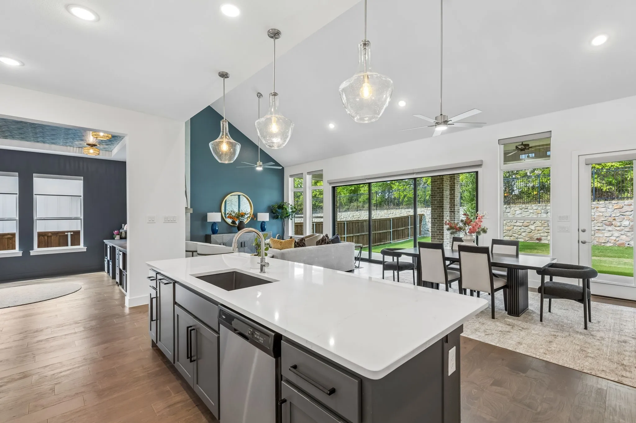 Single Family Residence For Sale in Collin County , 1430 Huffines Boulevard, Wylie, Texas 75098, 5 Bedroom, 4 Bathroom, 3 Garage spaces, 3,891 Sqft, built in 2021, mls#21387332, Real Estate Agent in Wylie, Homes For Sale in Collin county, Homes For Sale in Wylie, Realtor in Wylie Texas, Real Estate Brokerage Independent Realty Texas, Luminita Cordes Realtor