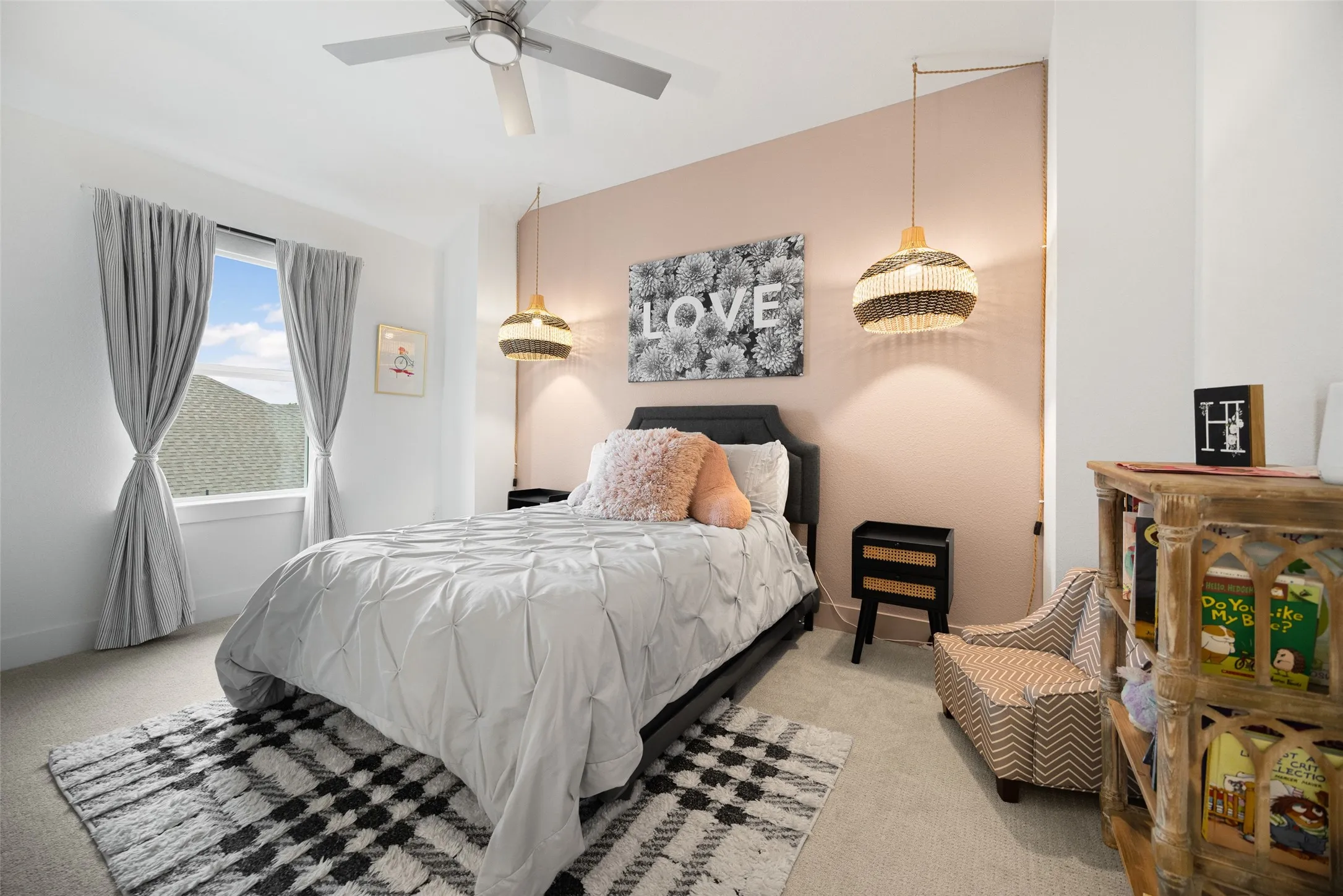 Single Family Residence For Sale in Collin County , 1430 Huffines Boulevard, Wylie, Texas 75098, 5 Bedroom, 4 Bathroom, 3 Garage spaces, 3,891 Sqft, built in 2021, mls#21387332, Real Estate Agent in Wylie, Homes For Sale in Collin county, Homes For Sale in Wylie, Realtor in Wylie Texas, Real Estate Brokerage Independent Realty Texas, Luminita Cordes Realtor
