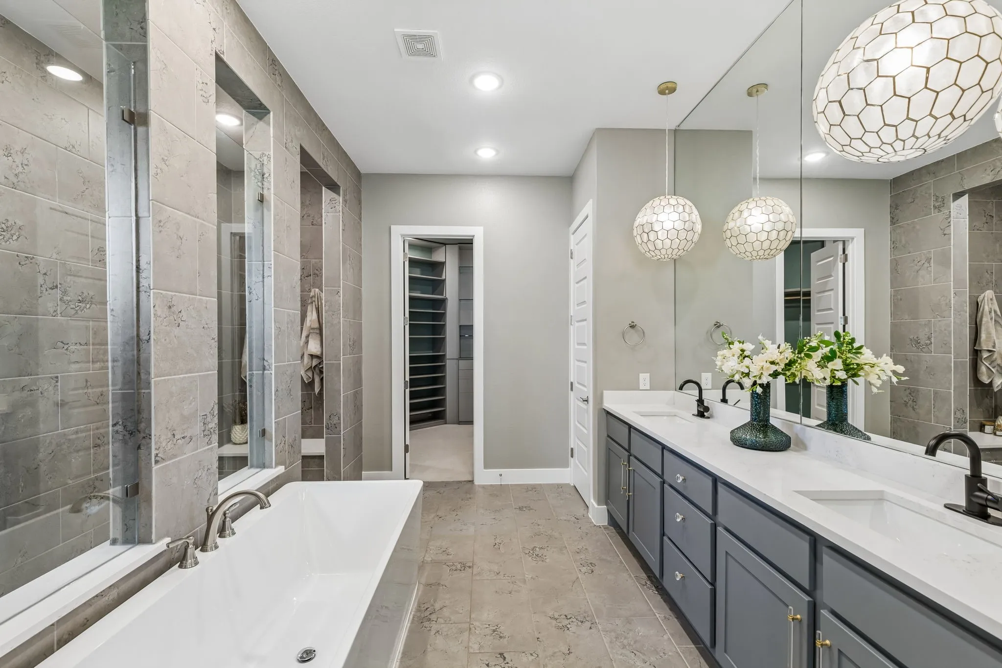 Single Family Residence For Sale in Collin County , 1430 Huffines Boulevard, Wylie, Texas 75098, 5 Bedroom, 4 Bathroom, 3 Garage spaces, 3,891 Sqft, built in 2021, mls#21387332, Real Estate Agent in Wylie, Homes For Sale in Collin county, Homes For Sale in Wylie, Realtor in Wylie Texas, Real Estate Brokerage Independent Realty Texas, Luminita Cordes Realtor