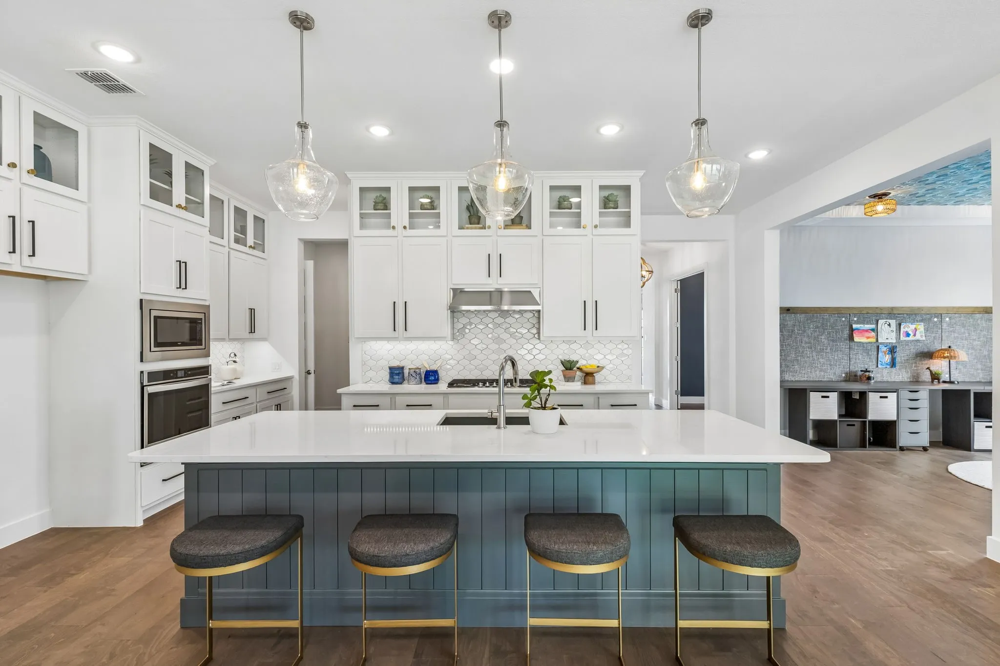Single Family Residence For Sale in Collin County , 1430 Huffines Boulevard, Wylie, Texas 75098, 5 Bedroom, 4 Bathroom, 3 Garage spaces, 3,891 Sqft, built in 2021, mls#21387332, Real Estate Agent in Wylie, Homes For Sale in Collin county, Homes For Sale in Wylie, Realtor in Wylie Texas, Real Estate Brokerage Independent Realty Texas, Luminita Cordes Realtor