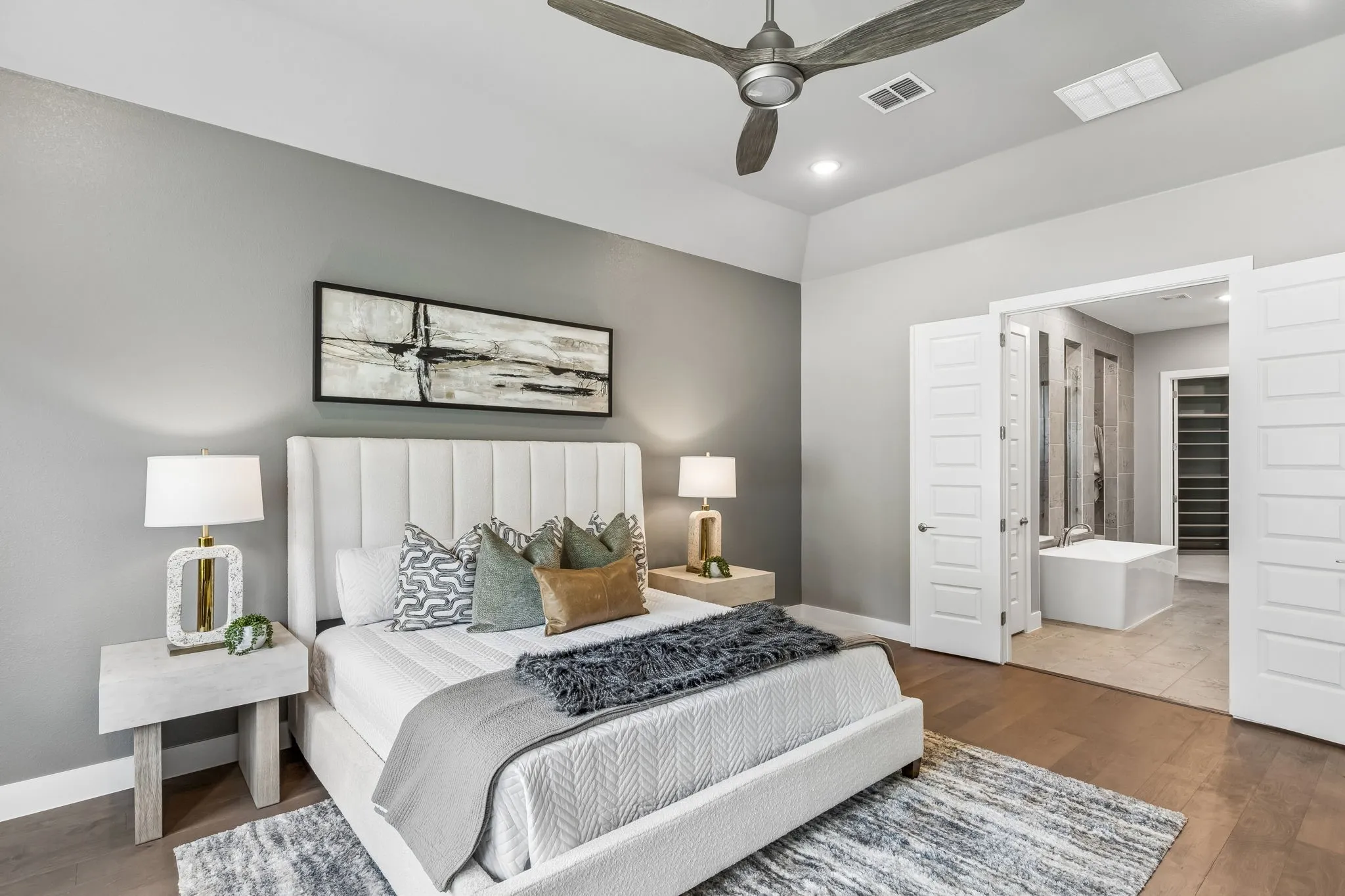 Single Family Residence For Sale in Collin County , 1430 Huffines Boulevard, Wylie, Texas 75098, 5 Bedroom, 4 Bathroom, 3 Garage spaces, 3,891 Sqft, built in 2021, mls#21387332, Real Estate Agent in Wylie, Homes For Sale in Collin county, Homes For Sale in Wylie, Realtor in Wylie Texas, Real Estate Brokerage Independent Realty Texas, Luminita Cordes Realtor