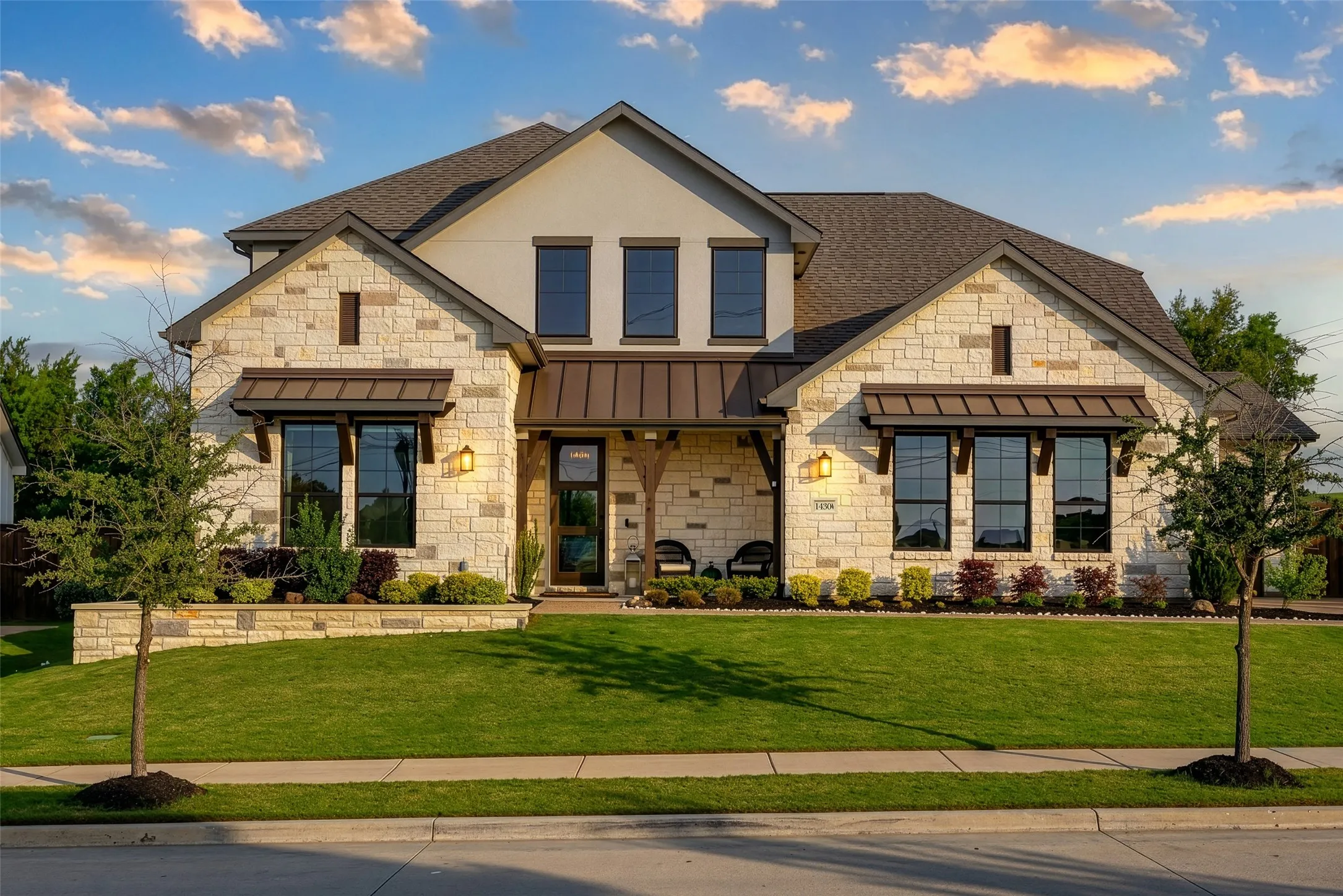 Single Family Residence For Sale in Collin County , 1430 Huffines Boulevard, Wylie, Texas 75098, 5 Bedroom, 4 Bathroom, 3 Garage spaces, 3,891 Sqft, built in 2021, mls#21387332, Real Estate Agent in Wylie, Homes For Sale in Collin county, Homes For Sale in Wylie, Realtor in Wylie Texas, Real Estate Brokerage Independent Realty Texas, Luminita Cordes Realtor