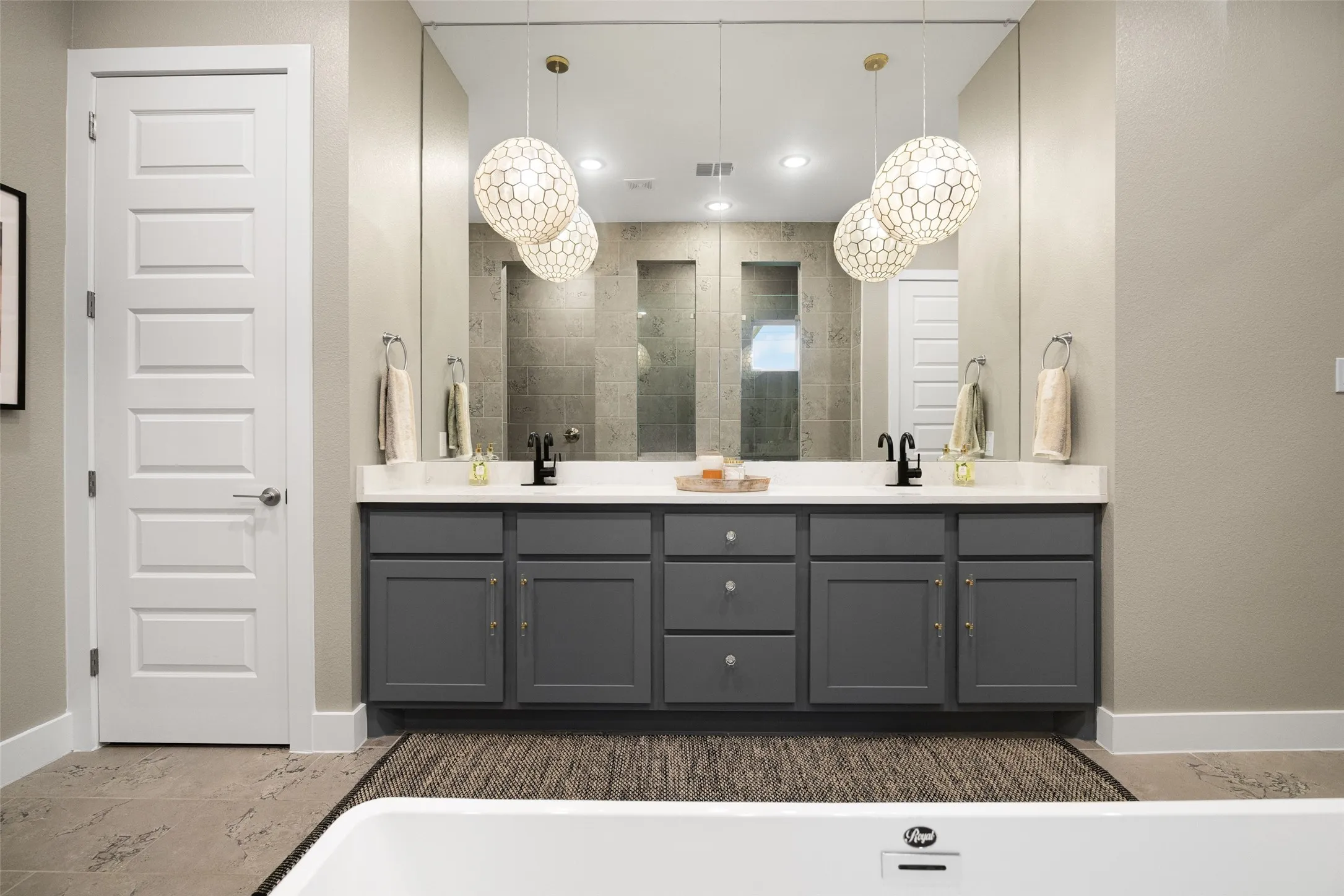 Single Family Residence For Sale in Collin County , 1430 Huffines Boulevard, Wylie, Texas 75098, 5 Bedroom, 4 Bathroom, 3 Garage spaces, 3,891 Sqft, built in 2021, mls#21387332, Real Estate Agent in Wylie, Homes For Sale in Collin county, Homes For Sale in Wylie, Realtor in Wylie Texas, Real Estate Brokerage Independent Realty Texas, Luminita Cordes Realtor