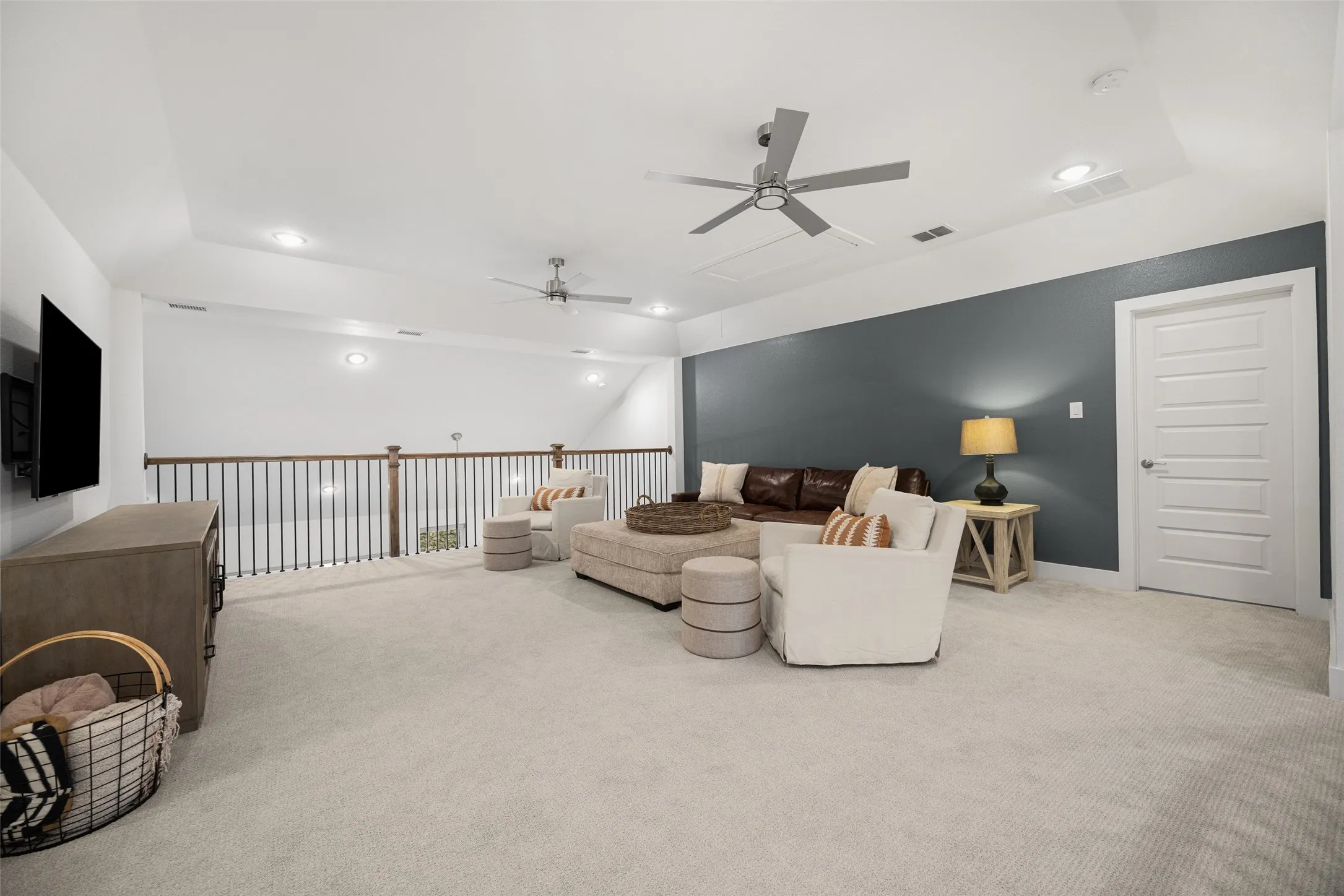 Single Family Residence For Sale in Collin County , 1430 Huffines Boulevard, Wylie, Texas 75098, 5 Bedroom, 4 Bathroom, 3 Garage spaces, 3,891 Sqft, built in 2021, mls#21387332, Real Estate Agent in Wylie, Homes For Sale in Collin county, Homes For Sale in Wylie, Realtor in Wylie Texas, Real Estate Brokerage Independent Realty Texas, Luminita Cordes Realtor