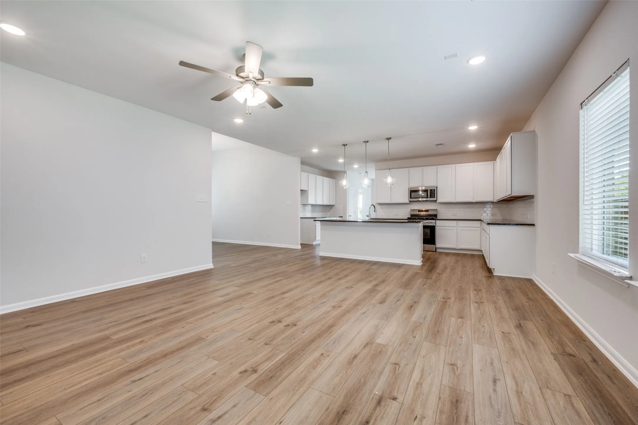 Single Family Residence For Rent in Denton County , 4013 Bluestem Boulevard, Denton, Texas 76226, 3 Bedroom, 2 Bathroom, 2 Garage spaces, 1,915 Sqft, built in 2025, mls#21387393, Real Estate Agent in Denton, Homes For Rent in Denton county, Homes For Rent in Denton, Realtor in Denton Texas, Real Estate Brokerage Independent Realty Texas, Luminita Cordes Realtor