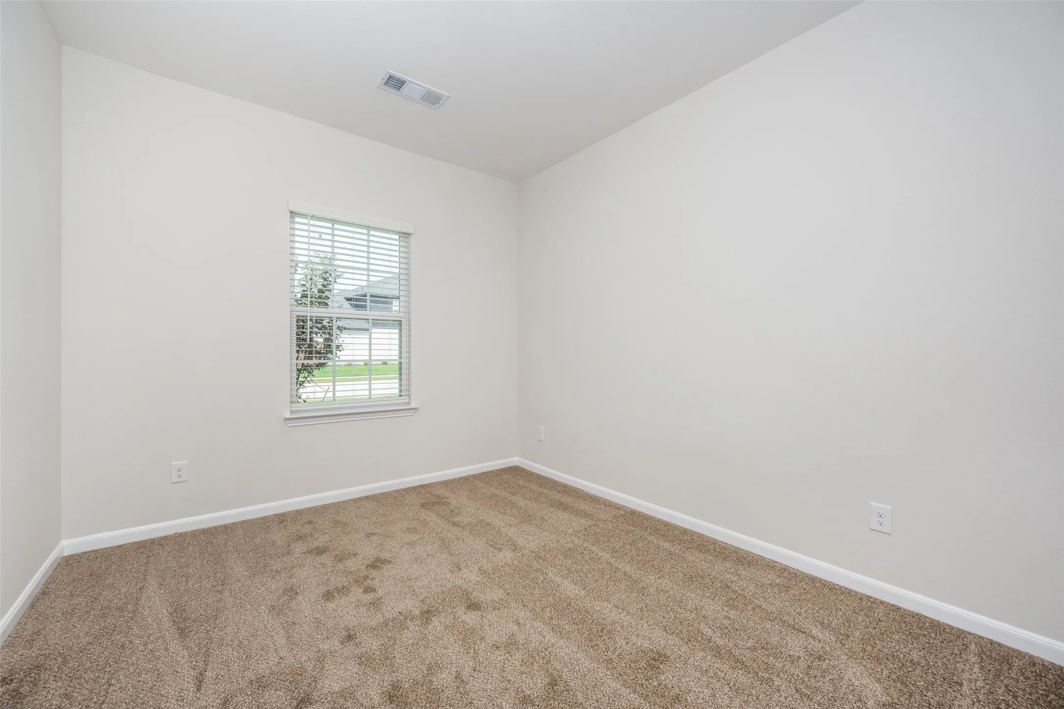 Single Family Residence For Rent in Denton County , 4013 Bluestem Boulevard, Denton, Texas 76226, 3 Bedroom, 2 Bathroom, 2 Garage spaces, 1,915 Sqft, built in 2025, mls#21387393, Real Estate Agent in Denton, Homes For Rent in Denton county, Homes For Rent in Denton, Realtor in Denton Texas, Real Estate Brokerage Independent Realty Texas, Luminita Cordes Realtor