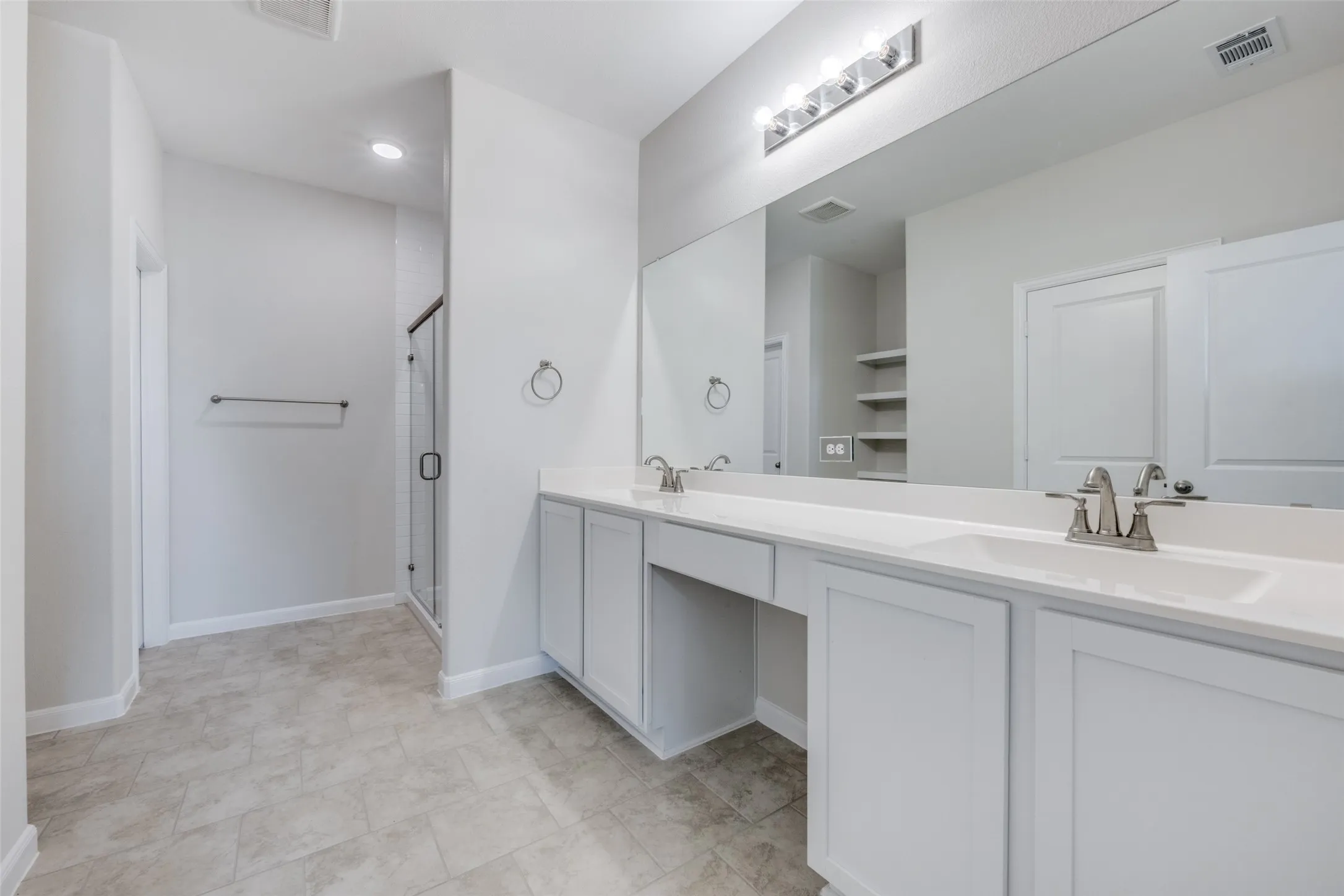 Single Family Residence For Rent in Denton County , 4013 Bluestem Boulevard, Denton, Texas 76226, 3 Bedroom, 2 Bathroom, 2 Garage spaces, 1,915 Sqft, built in 2025, mls#21387393, Real Estate Agent in Denton, Homes For Rent in Denton county, Homes For Rent in Denton, Realtor in Denton Texas, Real Estate Brokerage Independent Realty Texas, Luminita Cordes Realtor