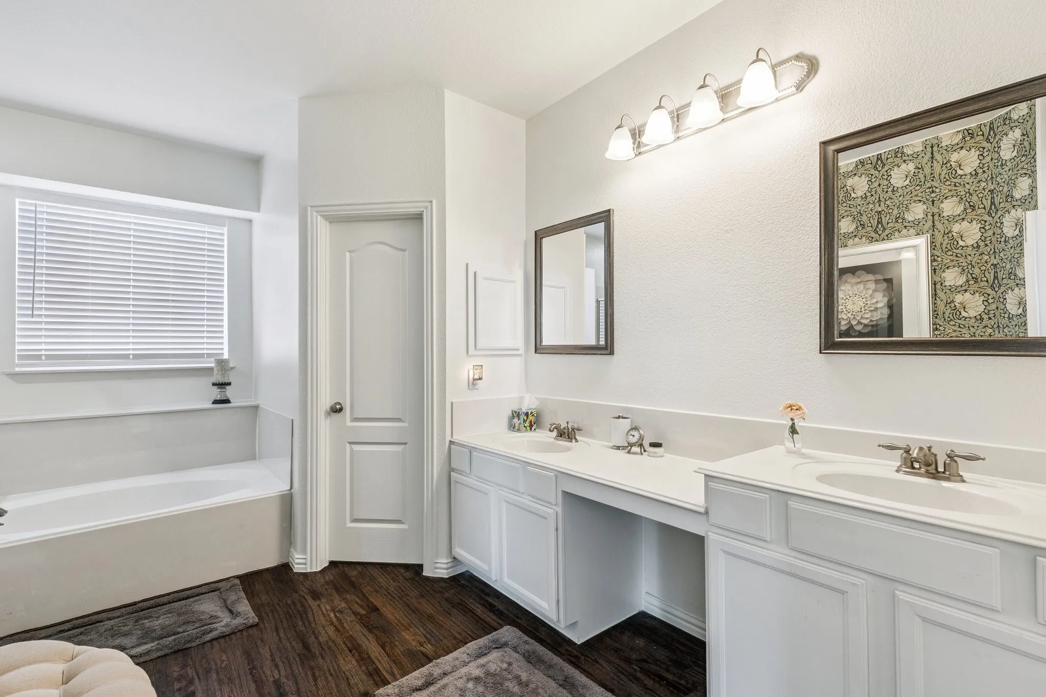 Single Family Residence For Rent in Denton County , 1700 Adams Place, Prosper, Texas 75078, 3 Bedroom, 3 Bathroom, 2 Garage spaces, 2,028 Sqft, built in 2007, mls#21387401, Real Estate Agent in Prosper, Homes For Rent in Denton county, Homes For Rent in Prosper, Realtor in Prosper Texas, Real Estate Brokerage Independent Realty Texas, Luminita Cordes Realtor