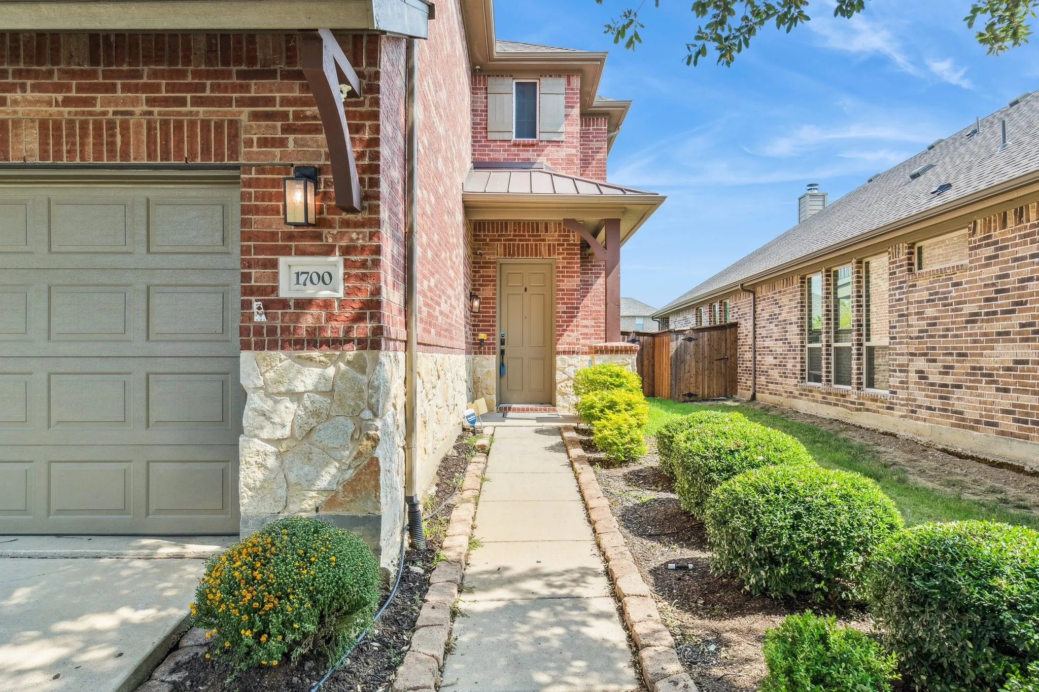 Single Family Residence For Rent in Denton County , 1700 Adams Place, Prosper, Texas 75078, 3 Bedroom, 3 Bathroom, 2 Garage spaces, 2,028 Sqft, built in 2007, mls#21387401, Real Estate Agent in Prosper, Homes For Rent in Denton county, Homes For Rent in Prosper, Realtor in Prosper Texas, Real Estate Brokerage Independent Realty Texas, Luminita Cordes Realtor