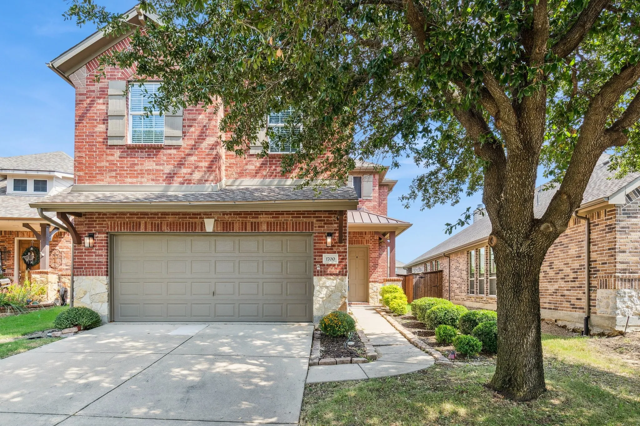 Single Family Residence For Rent in Denton County , 1700 Adams Place, Prosper, Texas 75078, 3 Bedroom, 3 Bathroom, 2 Garage spaces, 2,028 Sqft, built in 2007, mls#21387401, Real Estate Agent in Prosper, Homes For Rent in Denton county, Homes For Rent in Prosper, Realtor in Prosper Texas, Real Estate Brokerage Independent Realty Texas, Luminita Cordes Realtor