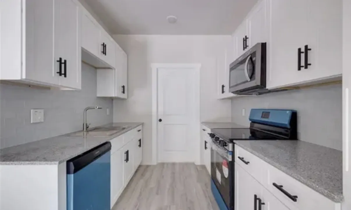 Single Family Residence For Sale in Henderson County , 116 Bowie Street, Mabank, Texas 75156, 3 Bedroom, 2 Bathroom, Garage spaces, 1,189 Sqft, built in 2025, mls#21387403, Real Estate Agent in Mabank, Homes For Sale in Henderson county, Homes For Sale in Mabank, Realtor in Mabank Texas, Real Estate Brokerage Independent Realty Texas, Luminita Cordes Realtor