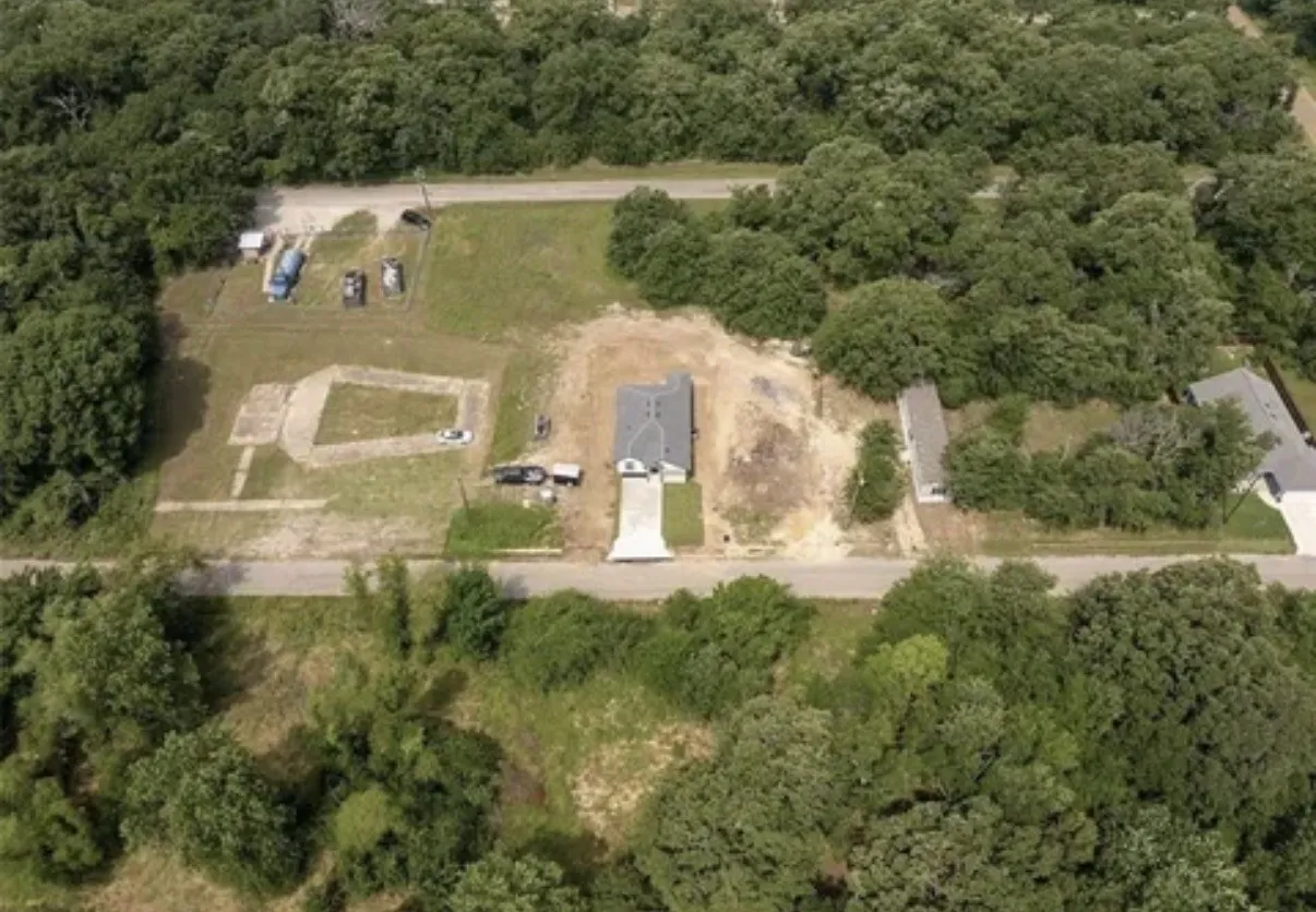 Single Family Residence For Sale in Henderson County , 116 Bowie Street, Mabank, Texas 75156, 3 Bedroom, 2 Bathroom, Garage spaces, 1,189 Sqft, built in 2025, mls#21387403, Real Estate Agent in Mabank, Homes For Sale in Henderson county, Homes For Sale in Mabank, Realtor in Mabank Texas, Real Estate Brokerage Independent Realty Texas, Luminita Cordes Realtor
