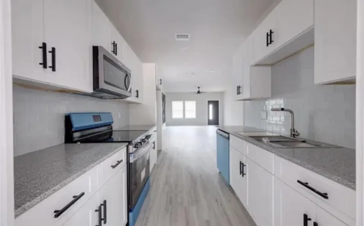 Single Family Residence For Sale in Henderson County , 116 Bowie Street, Mabank, Texas 75156, 3 Bedroom, 2 Bathroom, Garage spaces, 1,189 Sqft, built in 2025, mls#21387403, Real Estate Agent in Mabank, Homes For Sale in Henderson county, Homes For Sale in Mabank, Realtor in Mabank Texas, Real Estate Brokerage Independent Realty Texas, Luminita Cordes Realtor