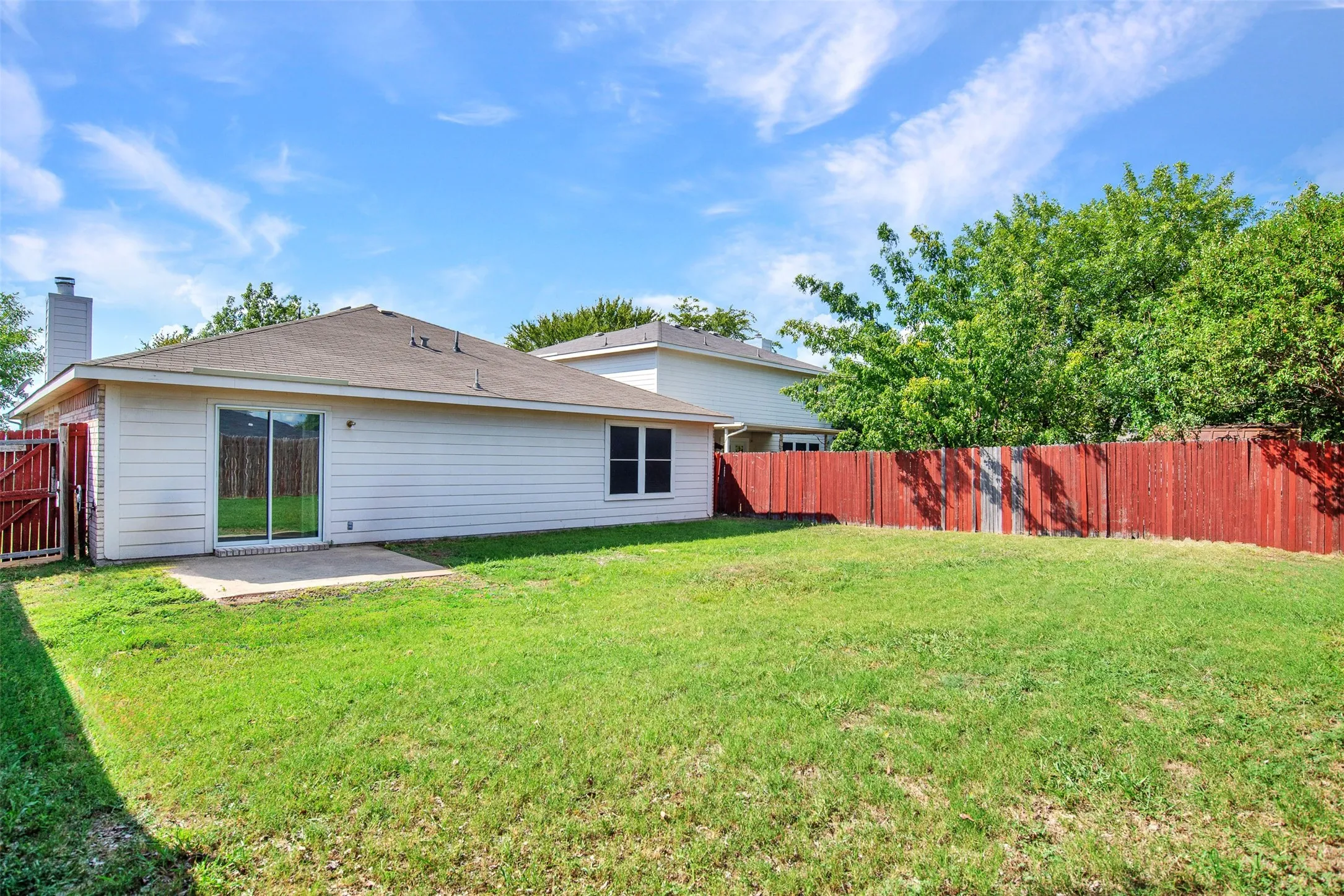 Single Family Residence For Sale in Collin County , 2600 Terrace Drive, Mc Kinney, Texas 75071, 3 Bedroom, 2 Bathroom, 2 Garage spaces, 1,595 Sqft, built in 2001, mls#21387301, Real Estate Agent in Mc Kinney, Homes For Sale in Collin county, Homes For Sale in Mc Kinney, Realtor in Mc Kinney Texas, Real Estate Brokerage Independent Realty Texas, Luminita Cordes Realtor