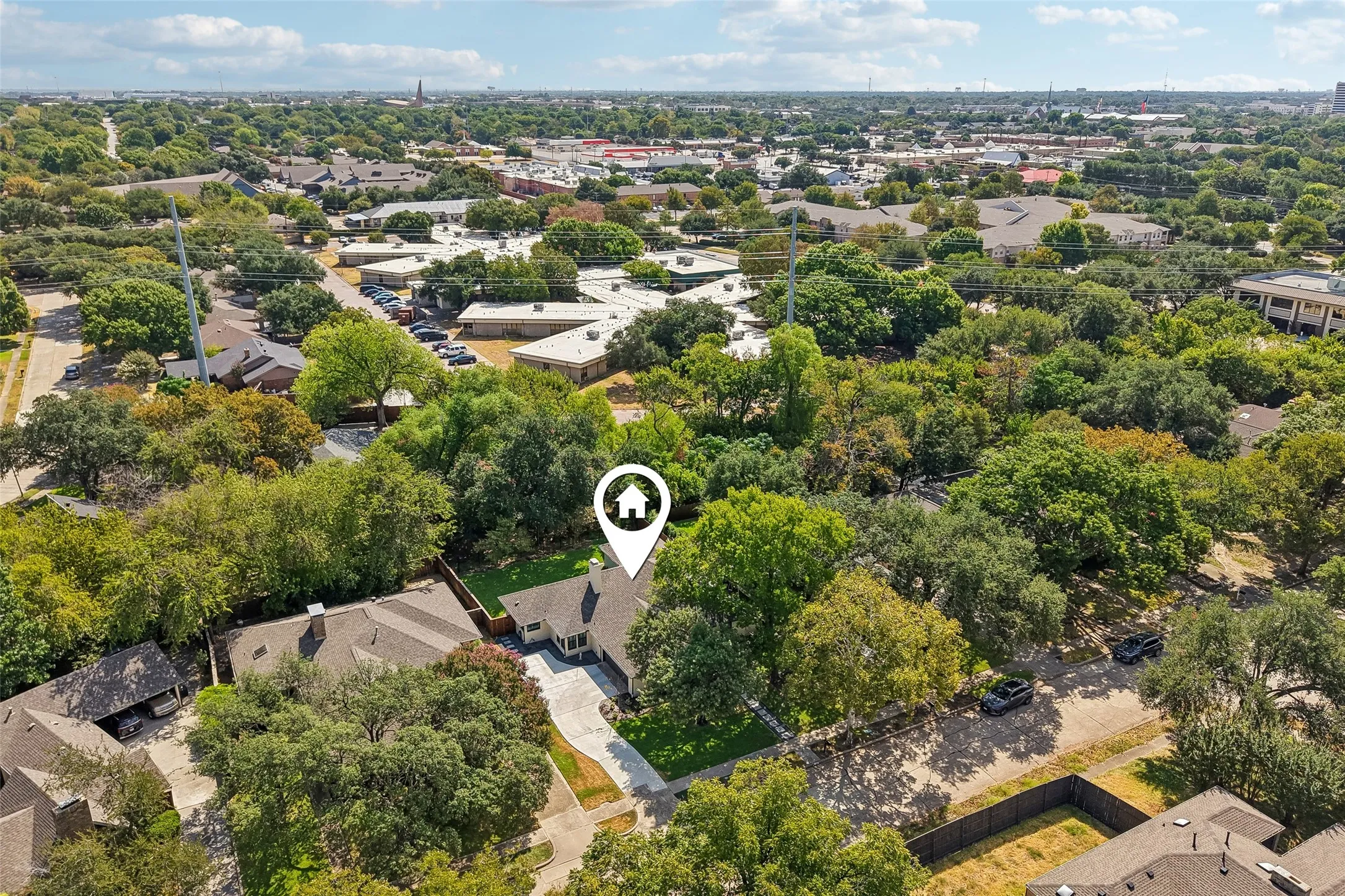 Single Family Residence For Sale in Dallas County , 1202 Odessa Drive, Richardson, Texas 75080, 3 Bedroom, 2 Bathroom, 2 Garage spaces, 1,979 Sqft, built in 1978, mls#21374470, Real Estate Agent in Richardson, Homes For Sale in Dallas county, Homes For Sale in Richardson, Realtor in Richardson Texas, Real Estate Brokerage Independent Realty Texas, Luminita Cordes Realtor