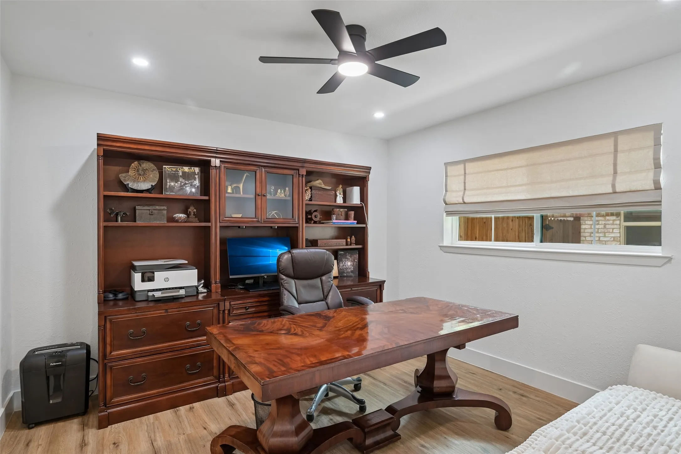 Single Family Residence For Sale in Dallas County , 1202 Odessa Drive, Richardson, Texas 75080, 3 Bedroom, 2 Bathroom, 2 Garage spaces, 1,979 Sqft, built in 1978, mls#21374470, Real Estate Agent in Richardson, Homes For Sale in Dallas county, Homes For Sale in Richardson, Realtor in Richardson Texas, Real Estate Brokerage Independent Realty Texas, Luminita Cordes Realtor