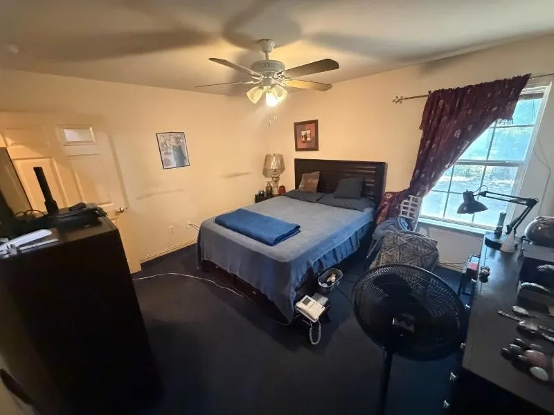 Single Family Residence For Sale in Dallas County , 918 Bayonne Street, Dallas, Texas 75212, 3 Bedroom, 2 Bathroom, 1 Garage spaces, 1,168 Sqft, built in 2009, mls#21387374, Real Estate Agent in Dallas, Homes For Sale in Dallas county, Homes For Sale in Dallas, Realtor in Dallas Texas, Real Estate Brokerage Independent Realty Texas, Luminita Cordes Realtor